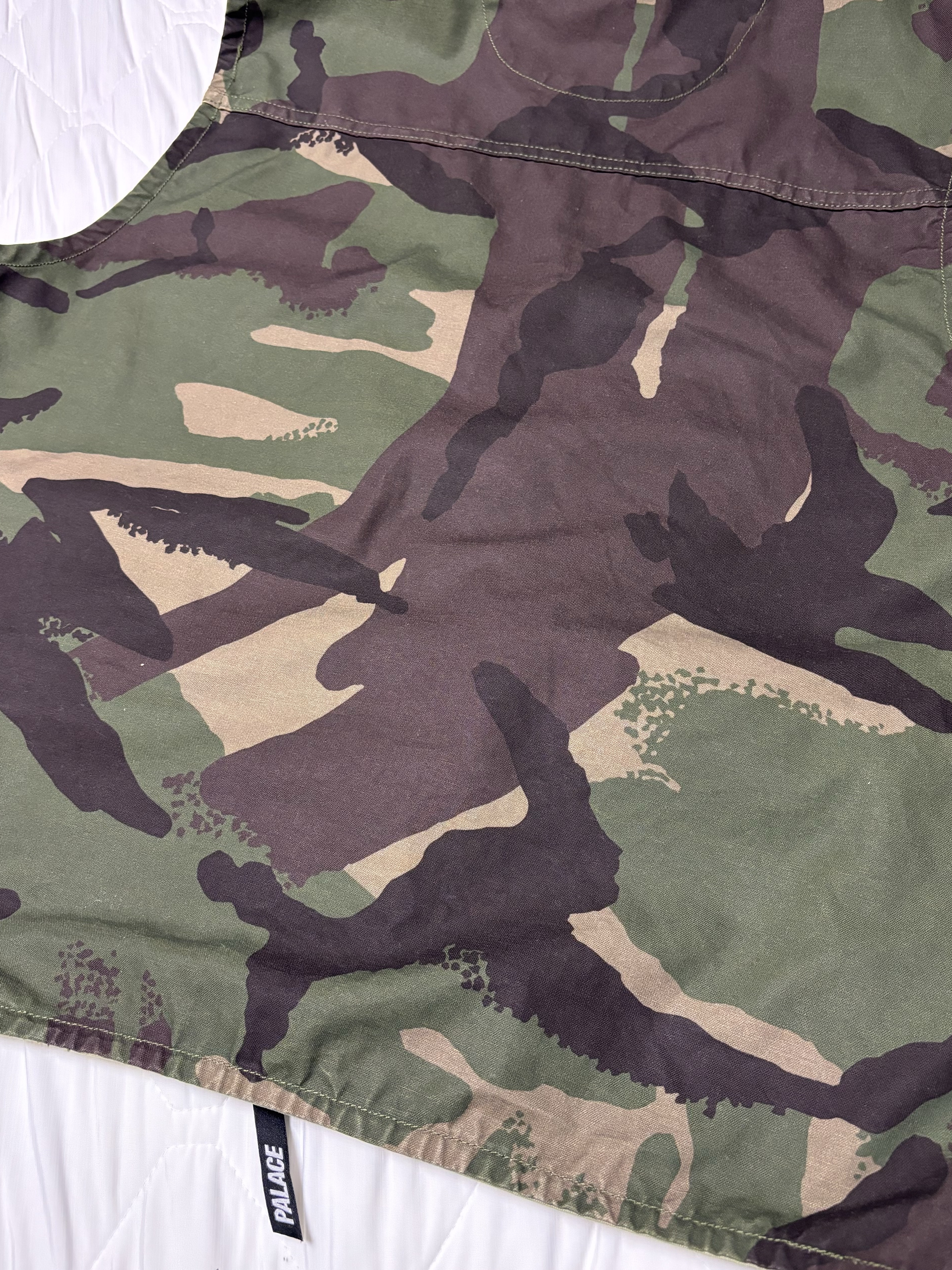 Palace Utility Gilet Camo - 23SS, GU x Undercover Denim Convertible Wide Cargo Pants Blue 착용 스타일 - 4