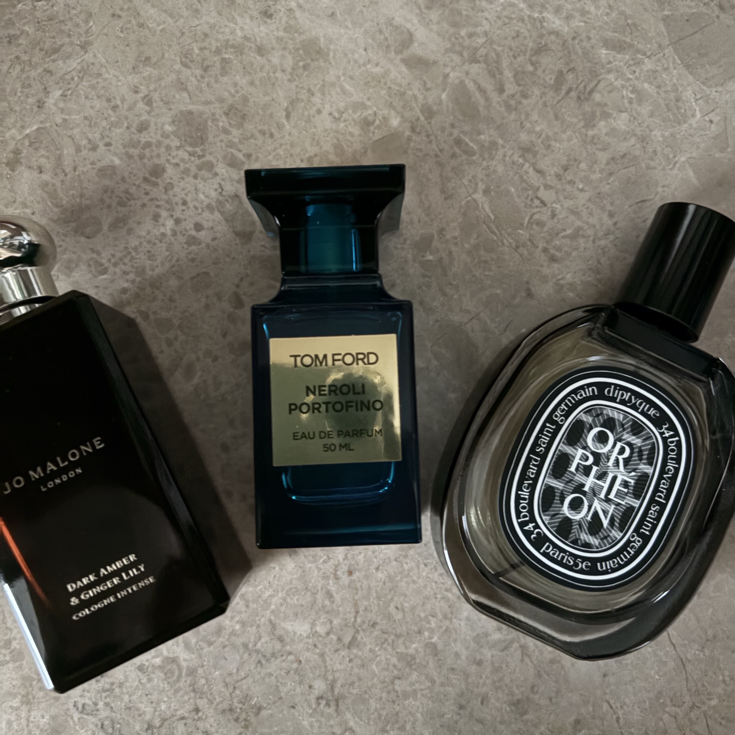 Tom Ford Neroli Portofino Eau De Parfum 50ml, Diptyque Orpheon Eau De Parfum 75ml 착용 스타일 - 1