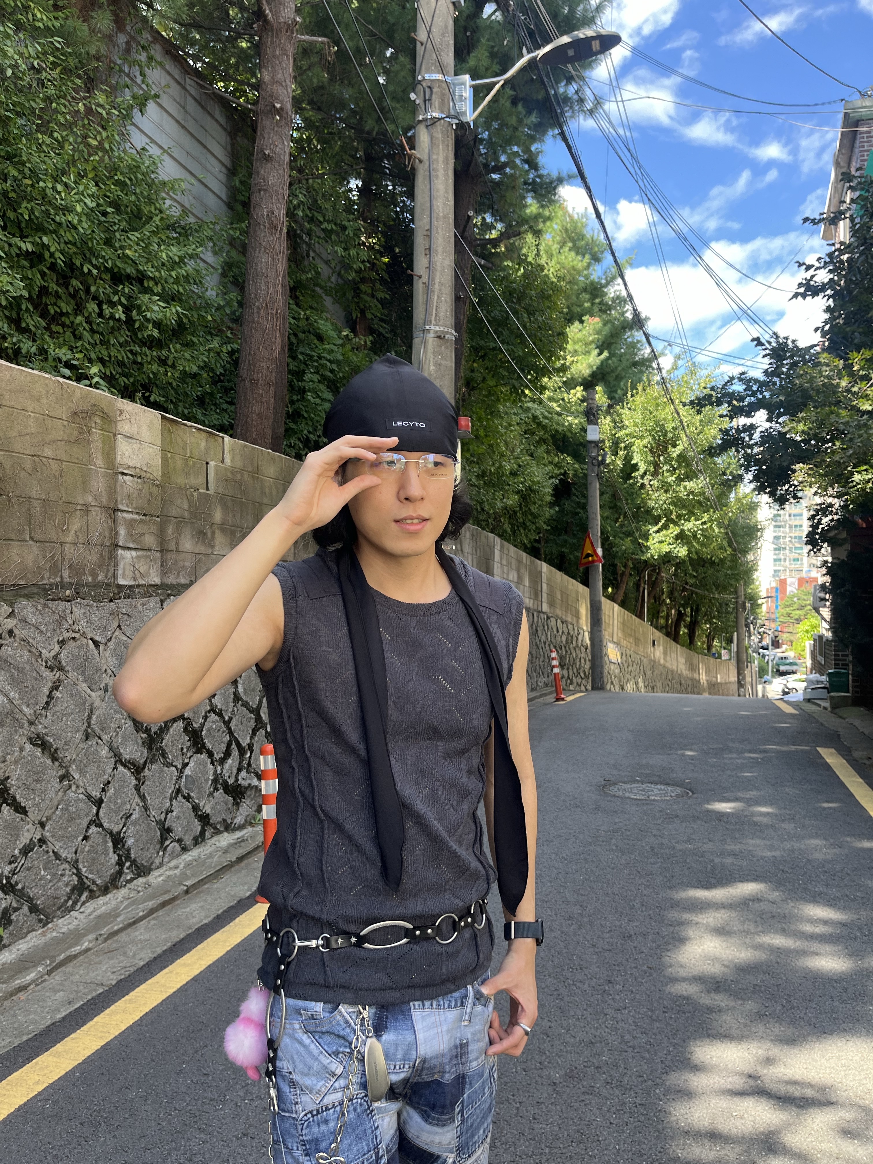 Vacant Archive Ringana O-Ring Chain Belt Black, Nike x Martine Rose Shox MR4 Black 착용 스타일 - 4