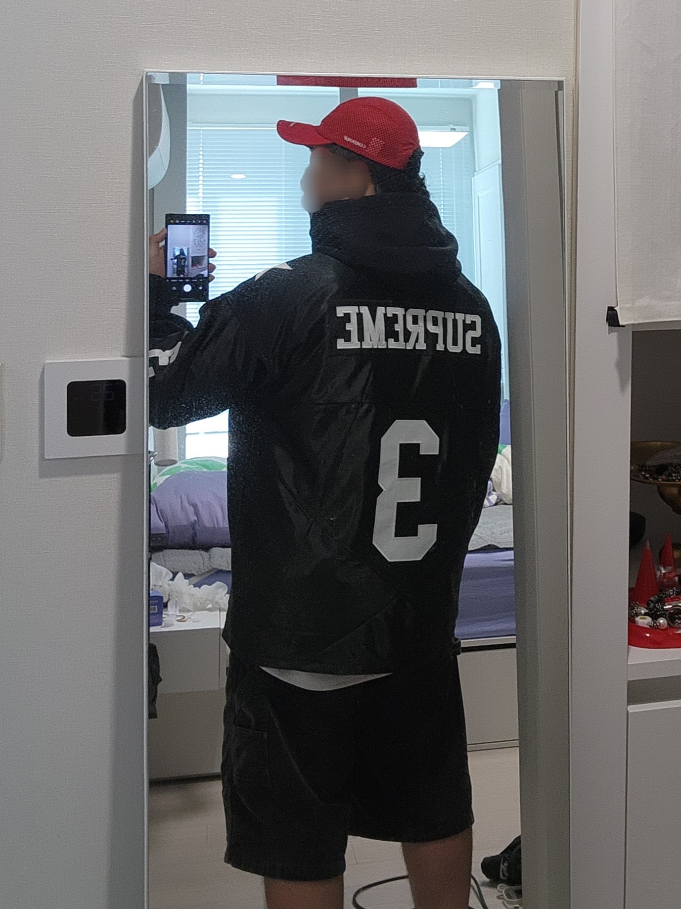 Supreme Star Football Jersey Black - 24FW, Supreme Reflective Ripstop Camp Cap Black - 24SS 착용 스타일 - 4