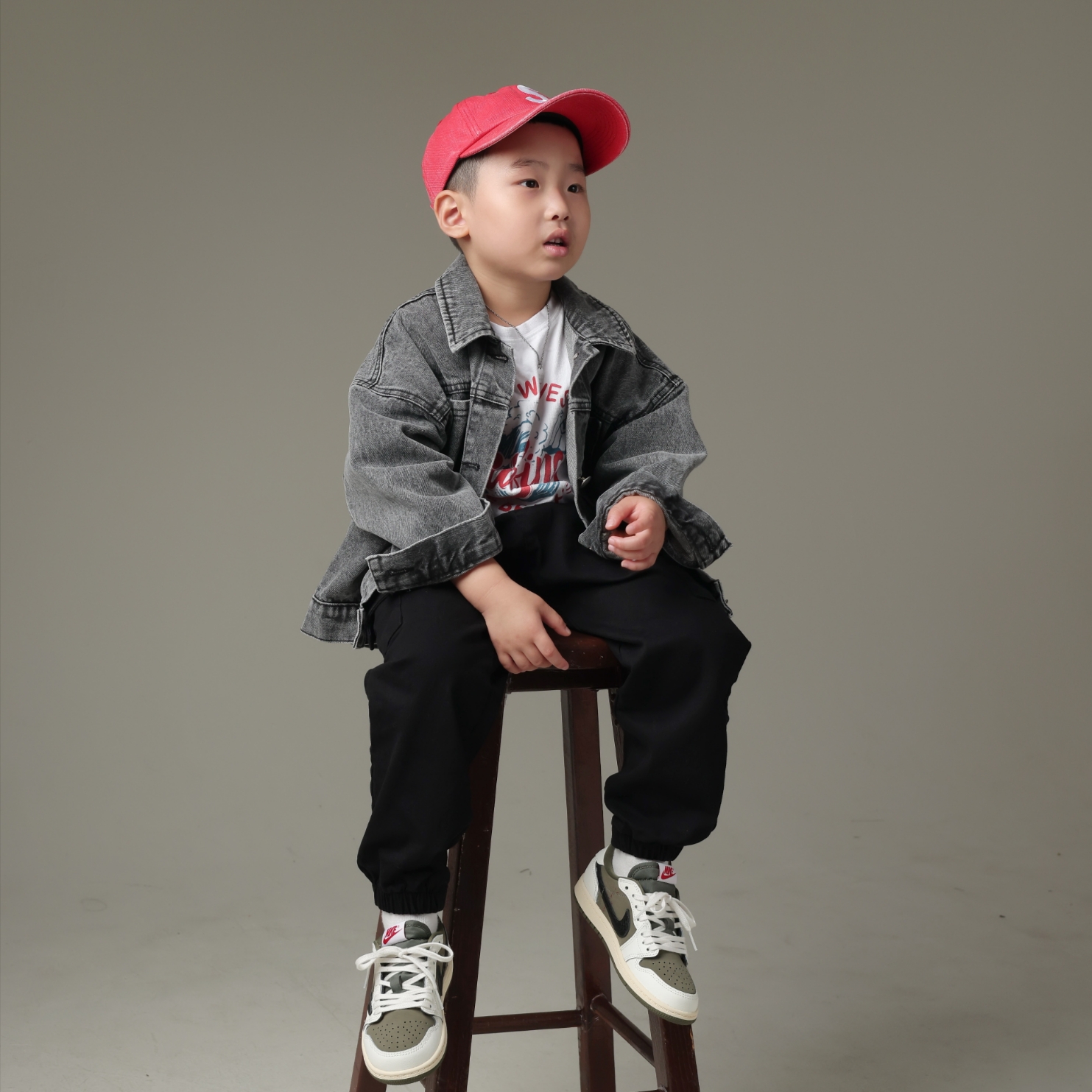 Supreme Pigment Canvas S Logo 6-Panel Red - 23SS, (PS) Jordan 1 x Travis Scott Retro Low OG SP Reverse Olive 착용 스타일