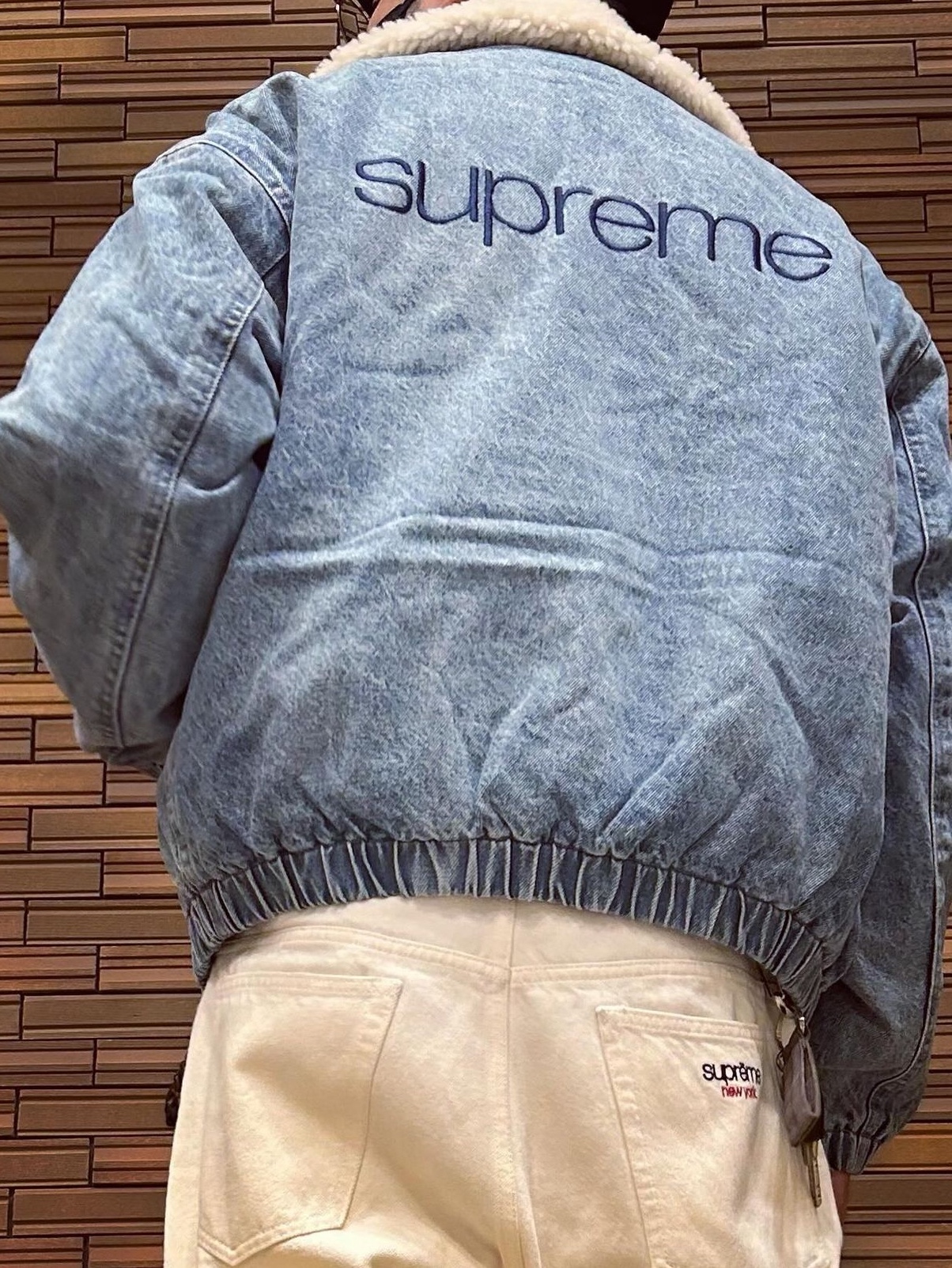 Supreme Faux Shearling Lined Bomber Jacket Denim - 24FW 착용 스타일 - 1