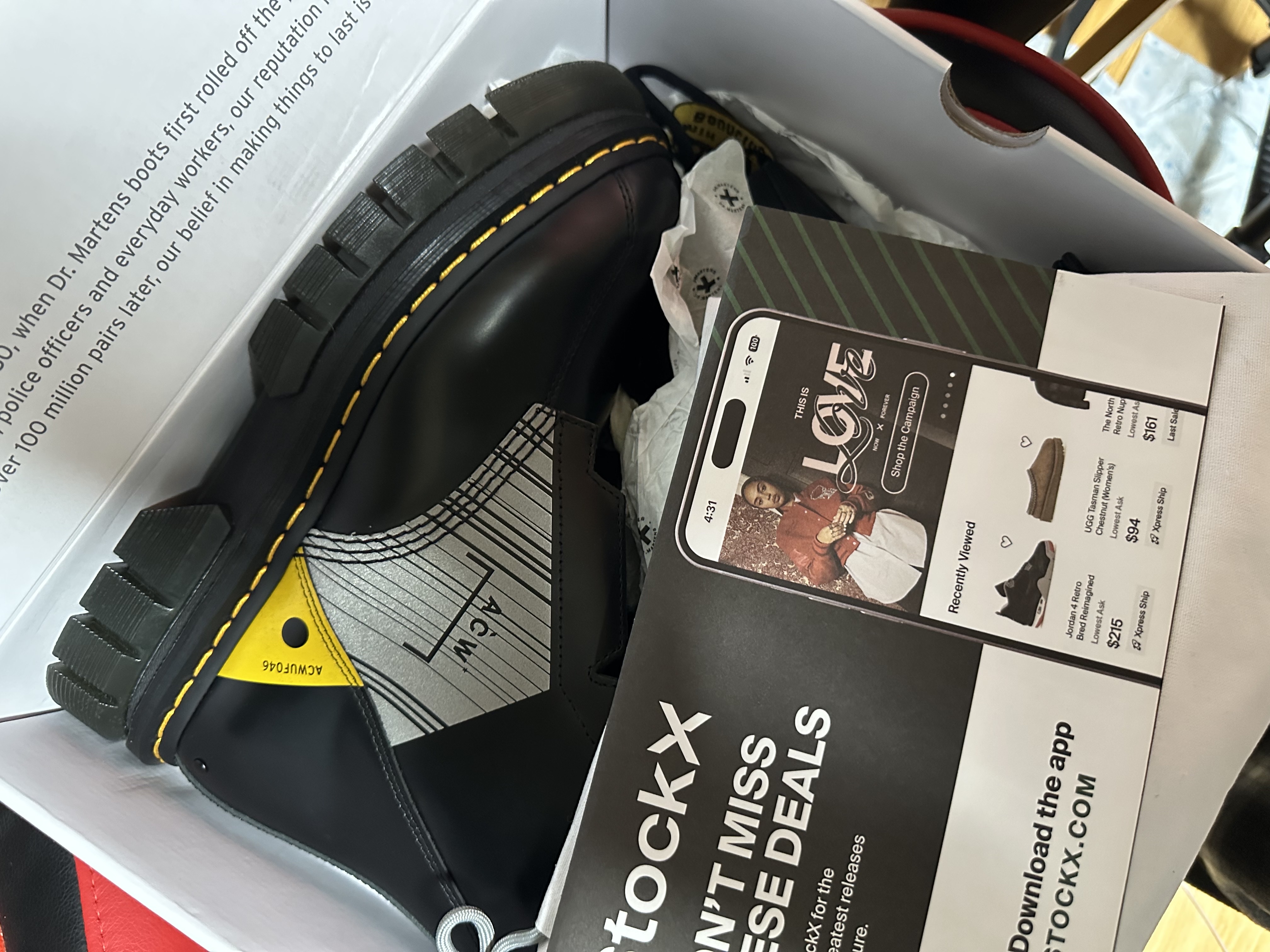 Dr. Martens x A-Cold-Wall 1460 Bex Neoteric Black 착용 스타일