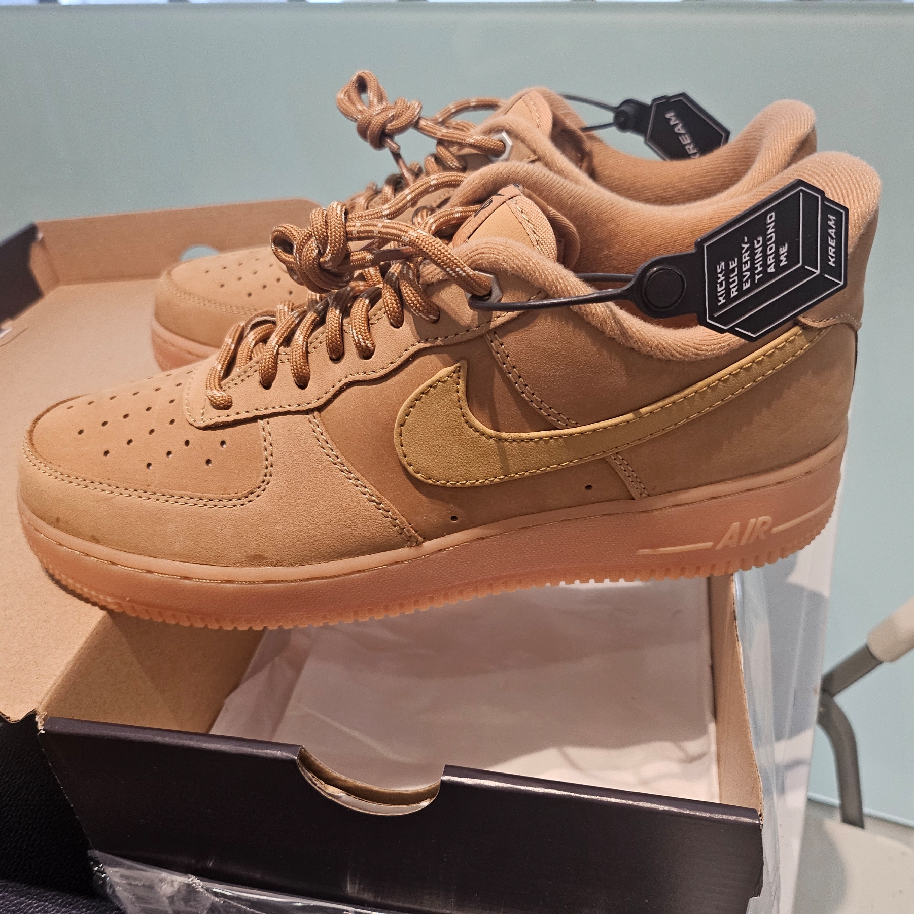 Nike Air Force 1 '07 WB Flax 착용 스타일 - 3