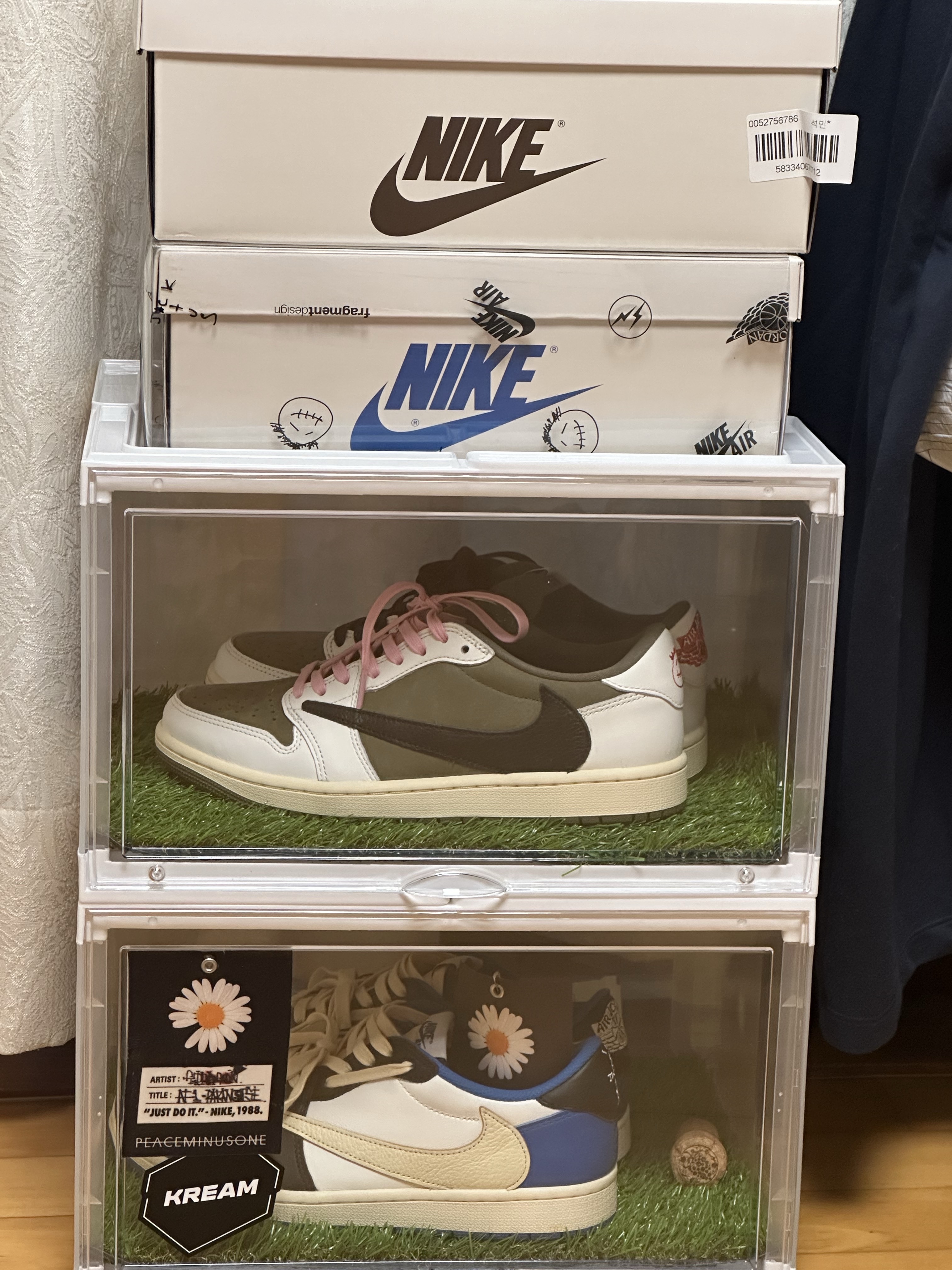 Jordan 1 x Travis Scott Retro Low OG SP Reverse Olive, Jordan 1 x Travis Scott x Fragment Retro Low OG SP Military Blue 착용 스타일