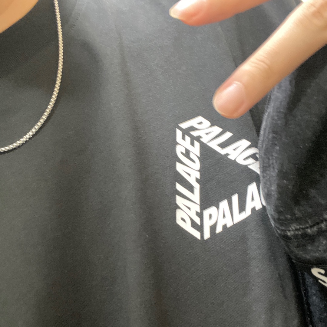 Palace P3 Long Sleeve Black - 24FW 착용 스타일