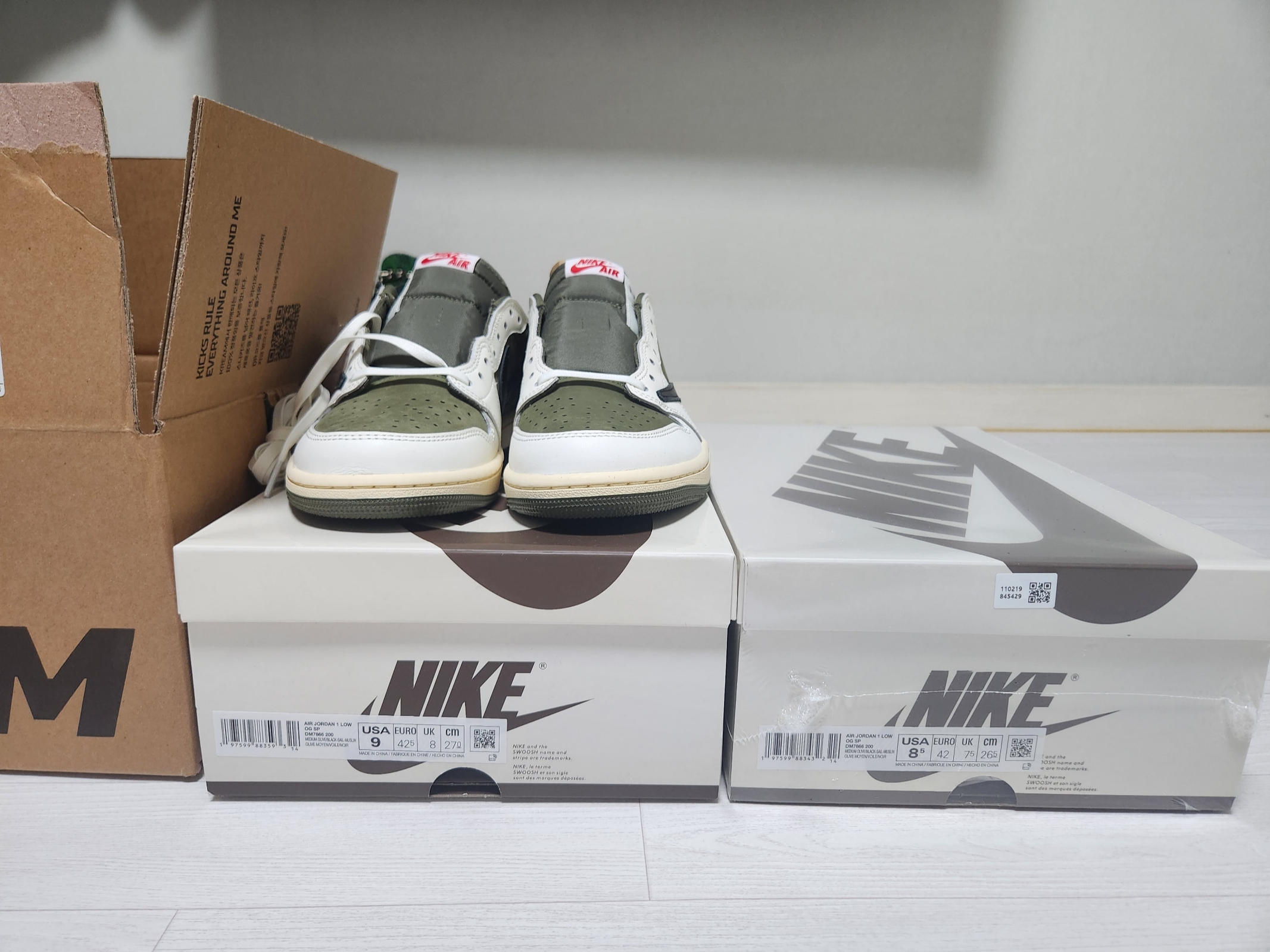 Jordan 1 x Travis Scott Retro Low OG SP Reverse Olive 착용 스타일