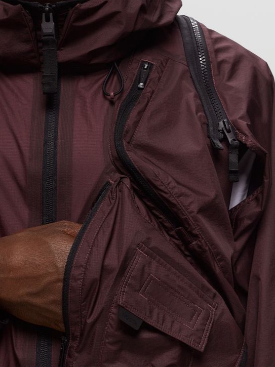 Nike x Drake Nocta NRG LR Track Jacket Dark Wine (DR2618-646) 착용 스타일