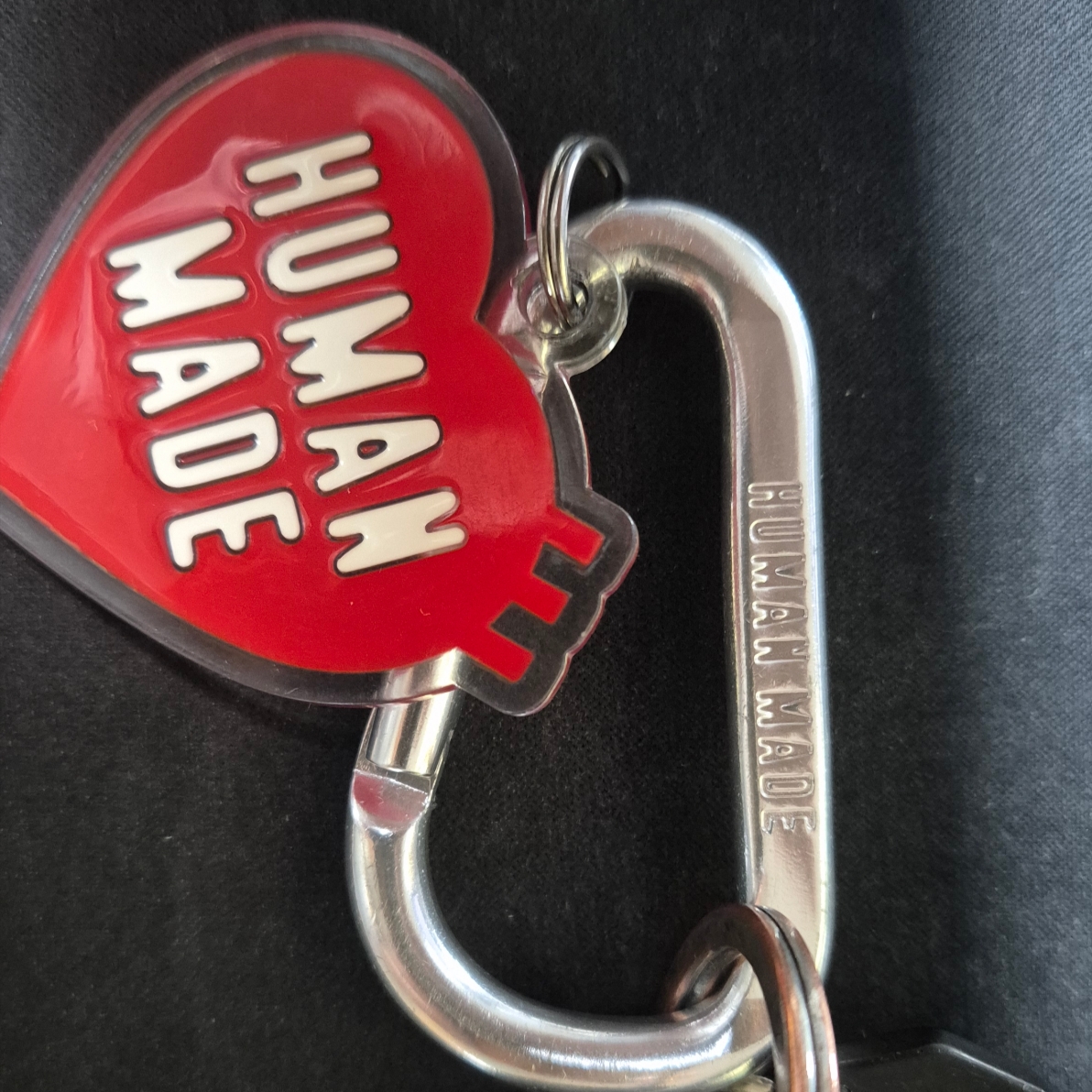 Human Made Carabiner 70mm Silver, Human Made Heart Keyring Red 착용 스타일