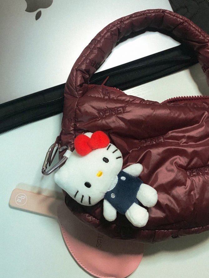 Sanrio Hello Kitty Mini Mascot Holder, Arc'teryx Heliad 15 Backpack Interstellar 착용 스타일 - 2
