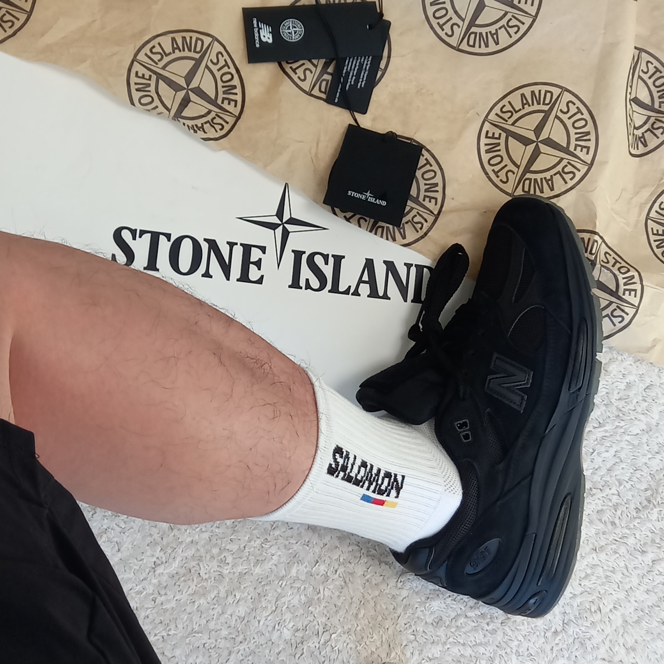 New Balance x Stone Island 991v2 Made in UK Black 착용 스타일 - 5