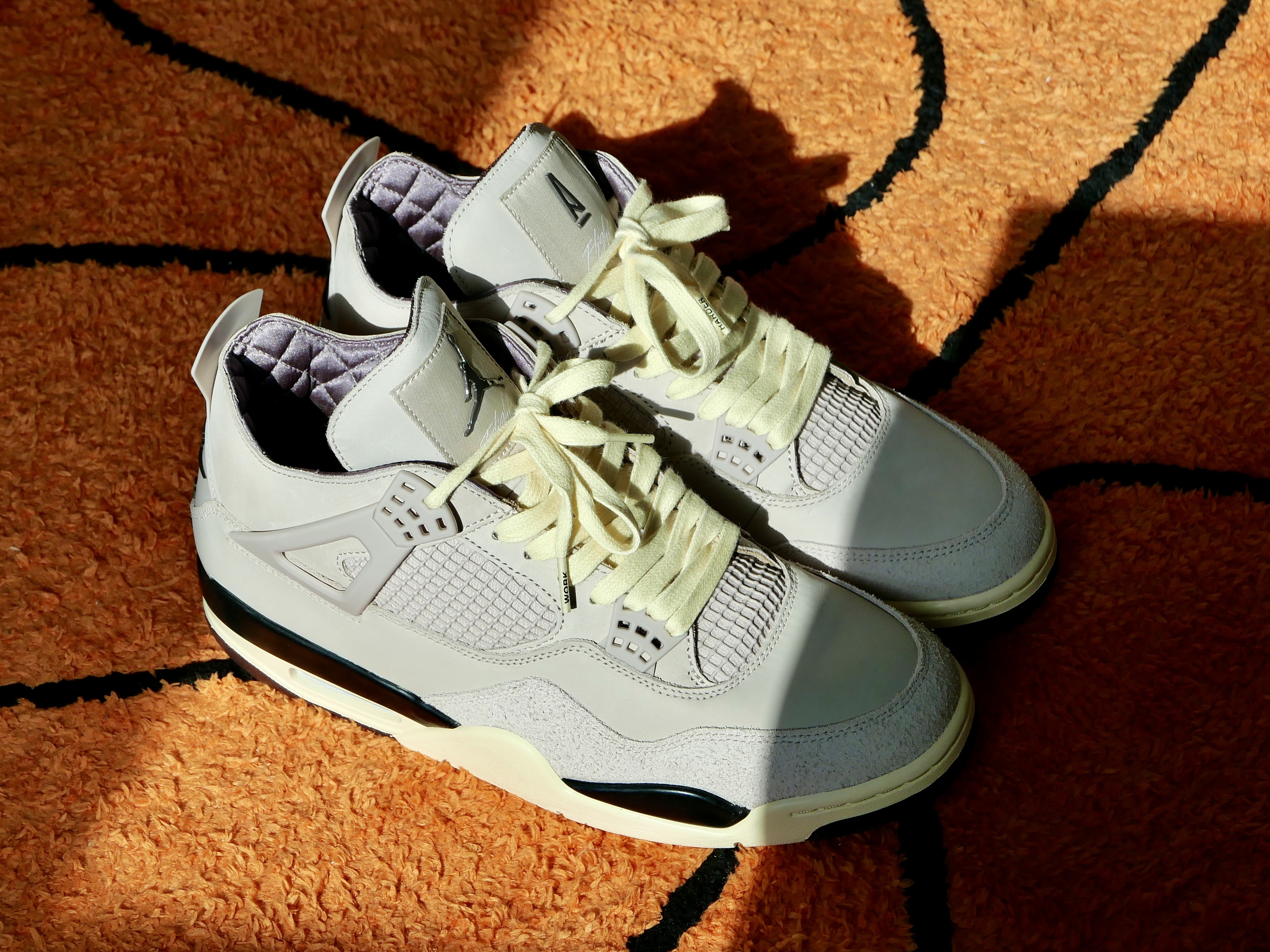 (W) Jordan 4 x A Ma Maniere Retro OG SP W.Y.W.S. 착용 스타일 - 2