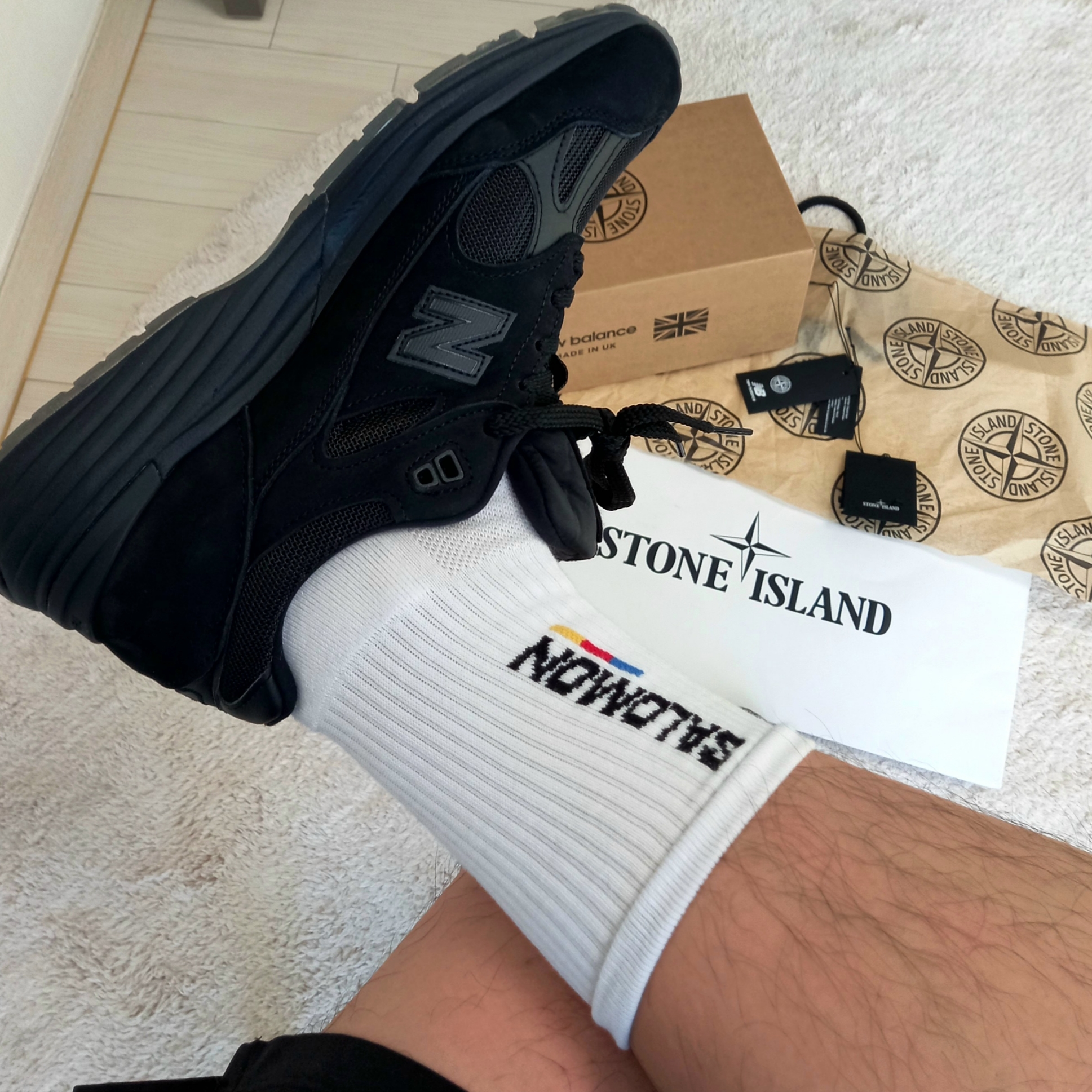 New Balance x Stone Island 991v2 Made in UK Black 착용 스타일 - 8