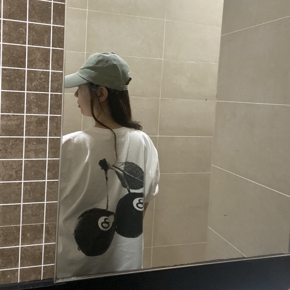Stussy Cherries T-Shirt White 착용 스타일