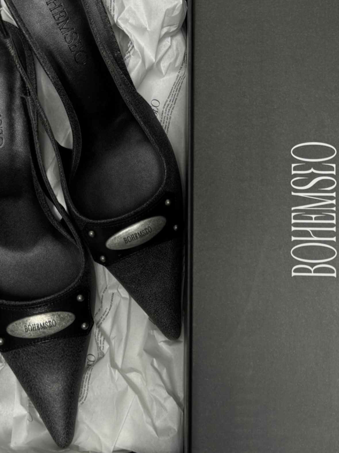 (W) Bohemian Seoul Vintage Leather Slingback Vintage Black 착용 스타일
