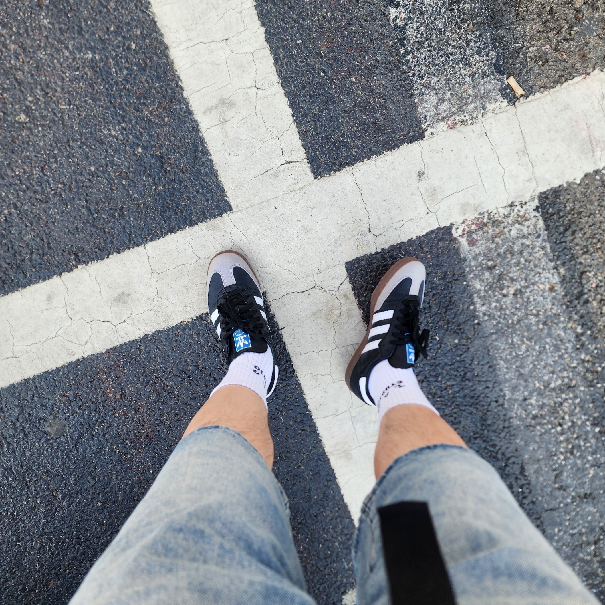 Adidas Samba Vegan Black White 착용 스타일