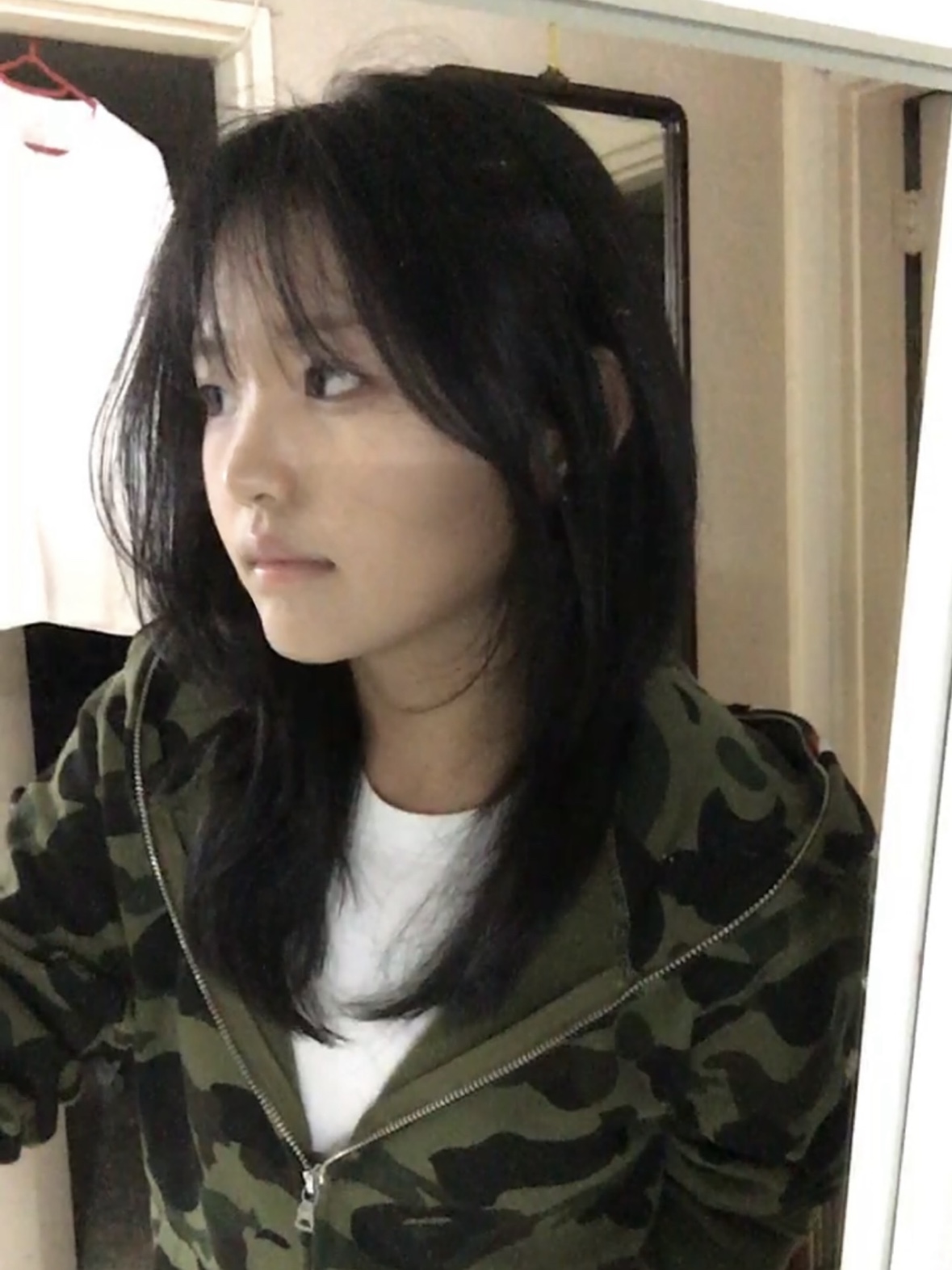 BAPE PONR 1st Camo 2nd Shark Full Zip Hoodie Green 착용 스타일 - 2