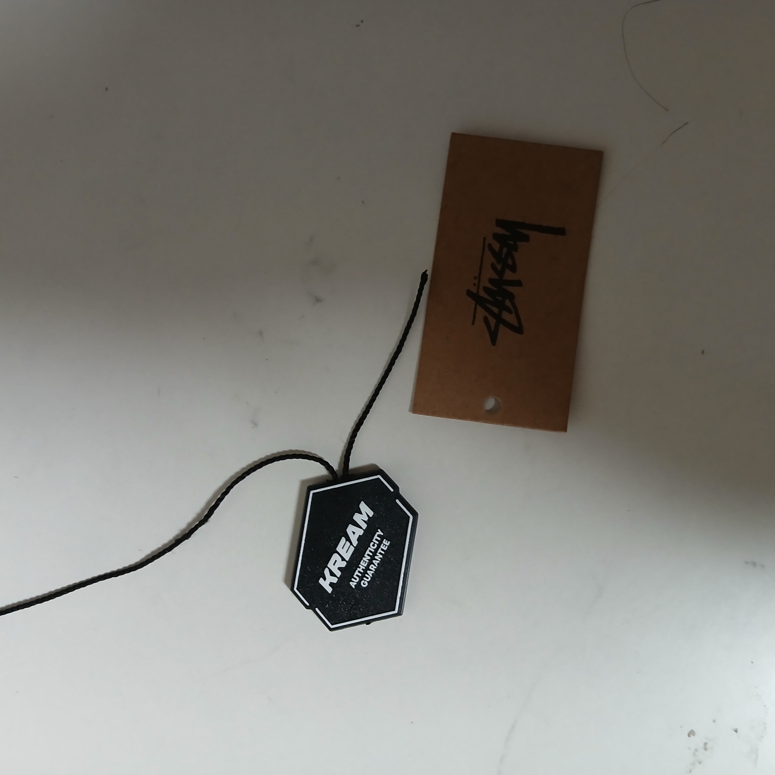 Stussy Basic Stussy T-Shirt White 2022 착용 스타일