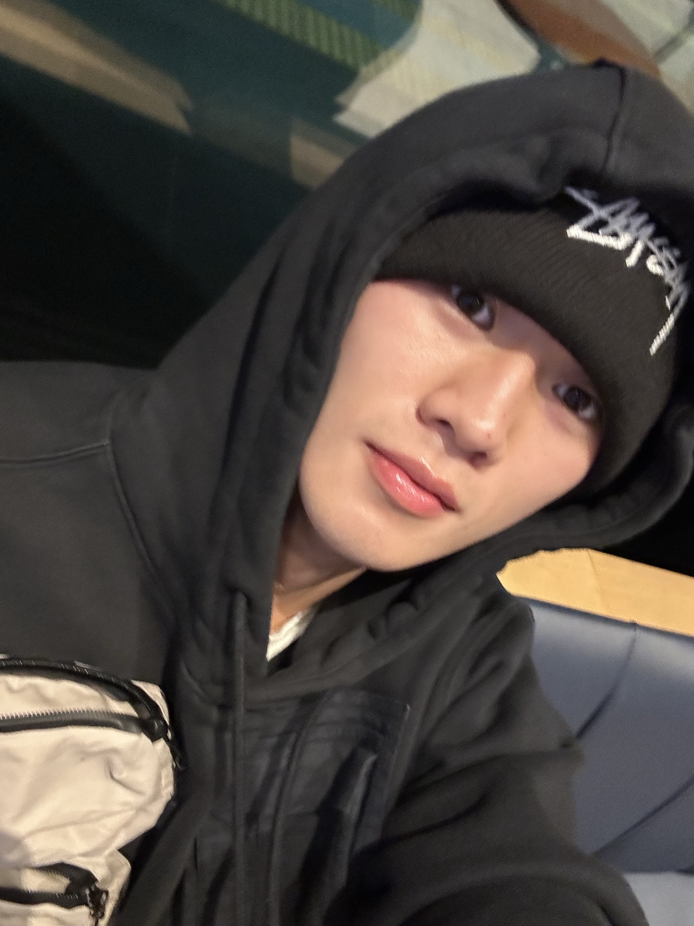 Jordan 1 Retro High OG University Blue, Nike x Travis Scott NRG AG Utility Sweatpants Black 착용 스타일 - 3