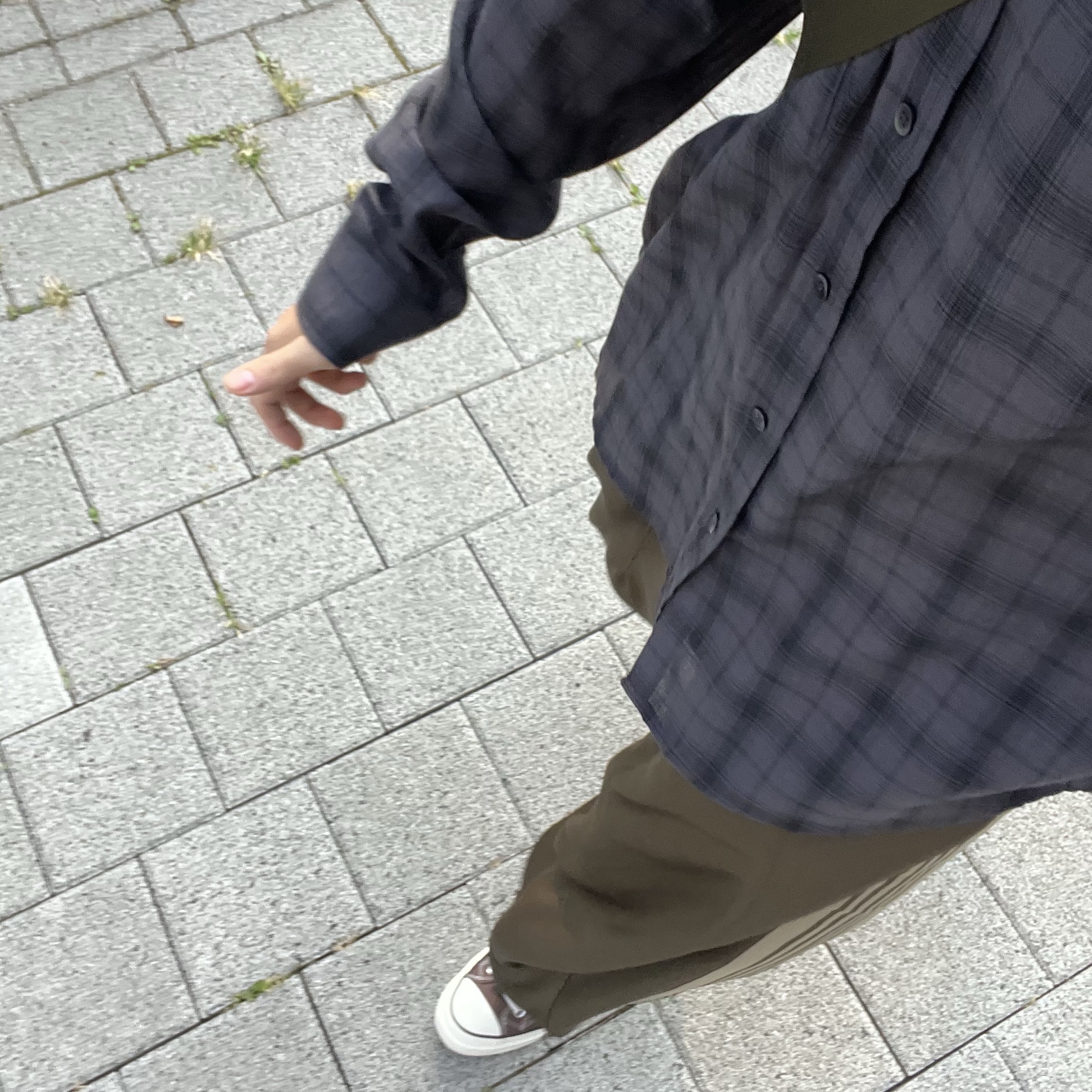 Needles x LHP H.D. Track Pants Poly Smooth Wide Olive 착용 스타일
