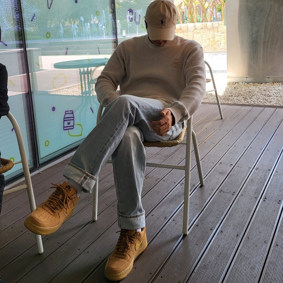 IAB Studio x Delicious in Dungeon Waffle Long Sleeve Oatmeal, Nike Air Force 1 '07 WB Flax 착용 스타일