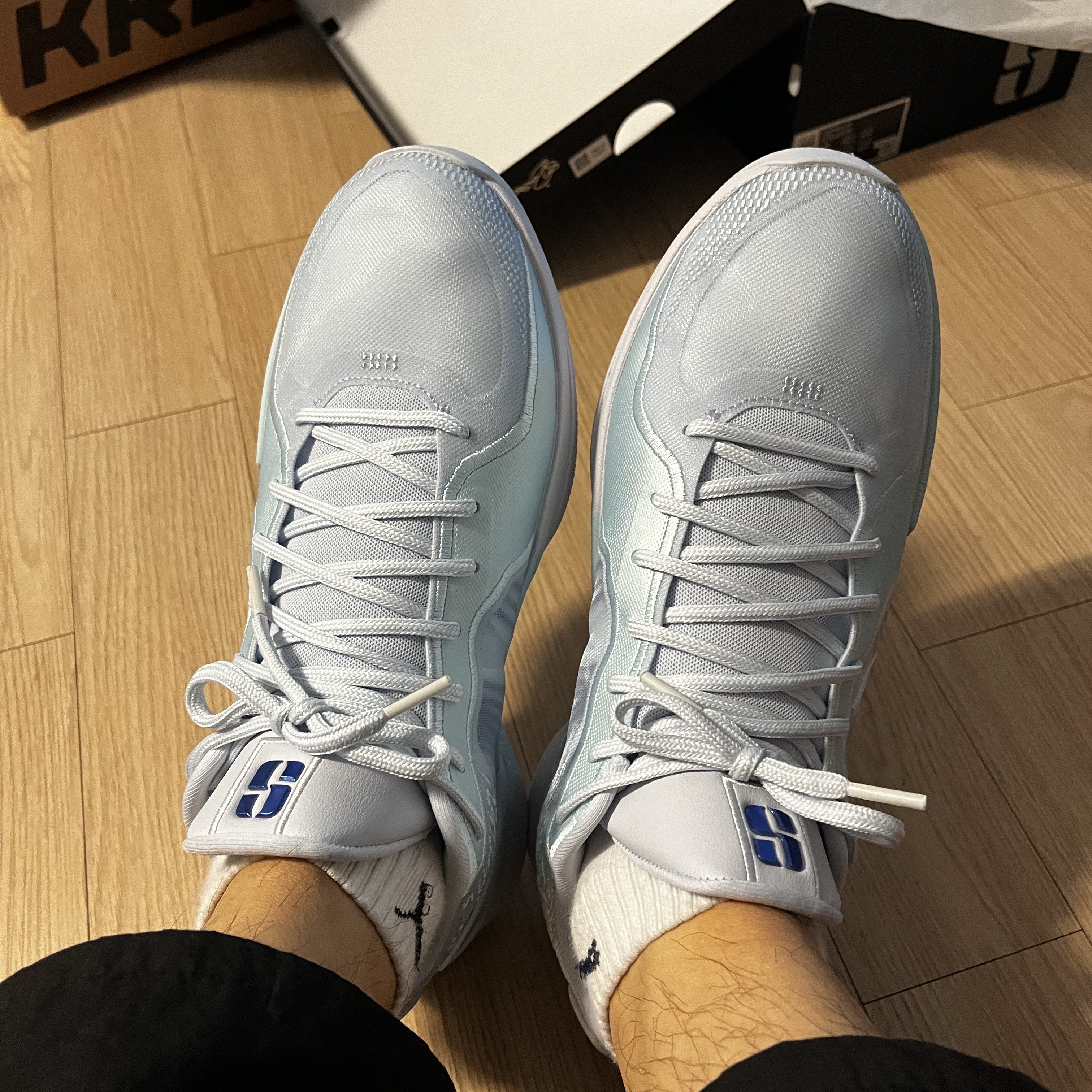 Nike Sabrina 2 EP Conductor 착용 스타일 - 1