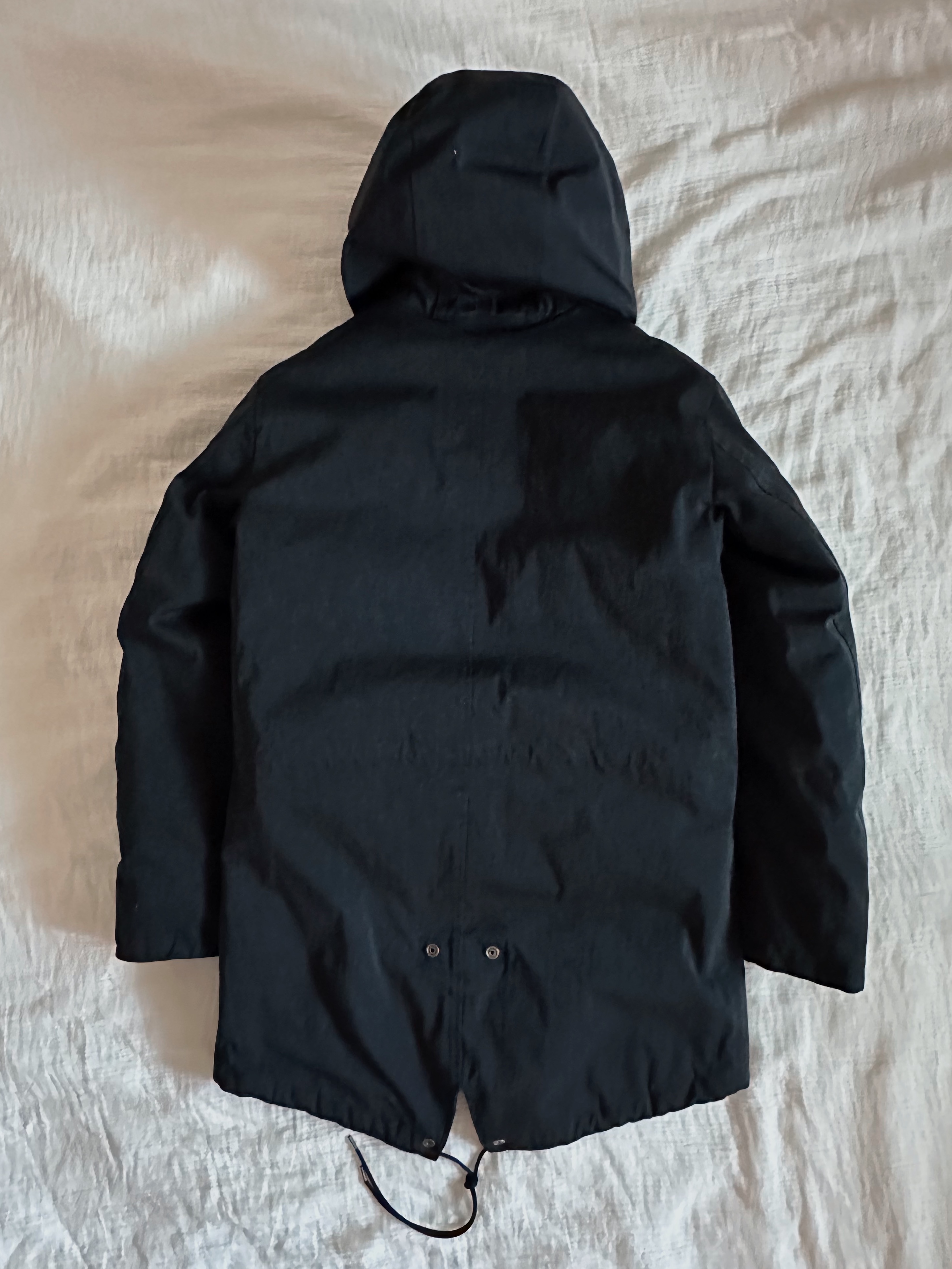 Ten C Core Down Parka Black 착용 스타일 - 3