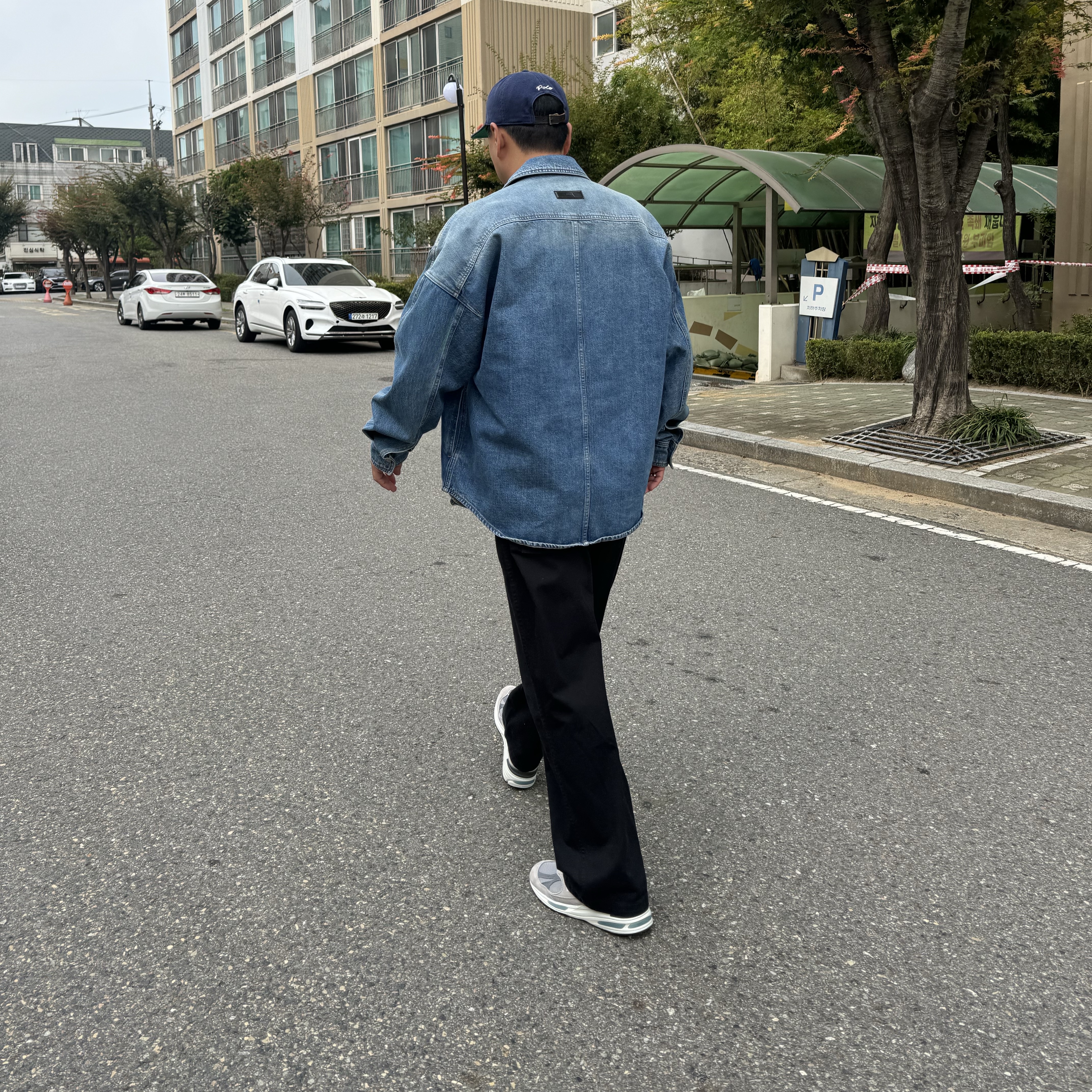 New Balance 991v2 Made in UK Rock Ridge Alloy Silver 착용 스타일 - 2