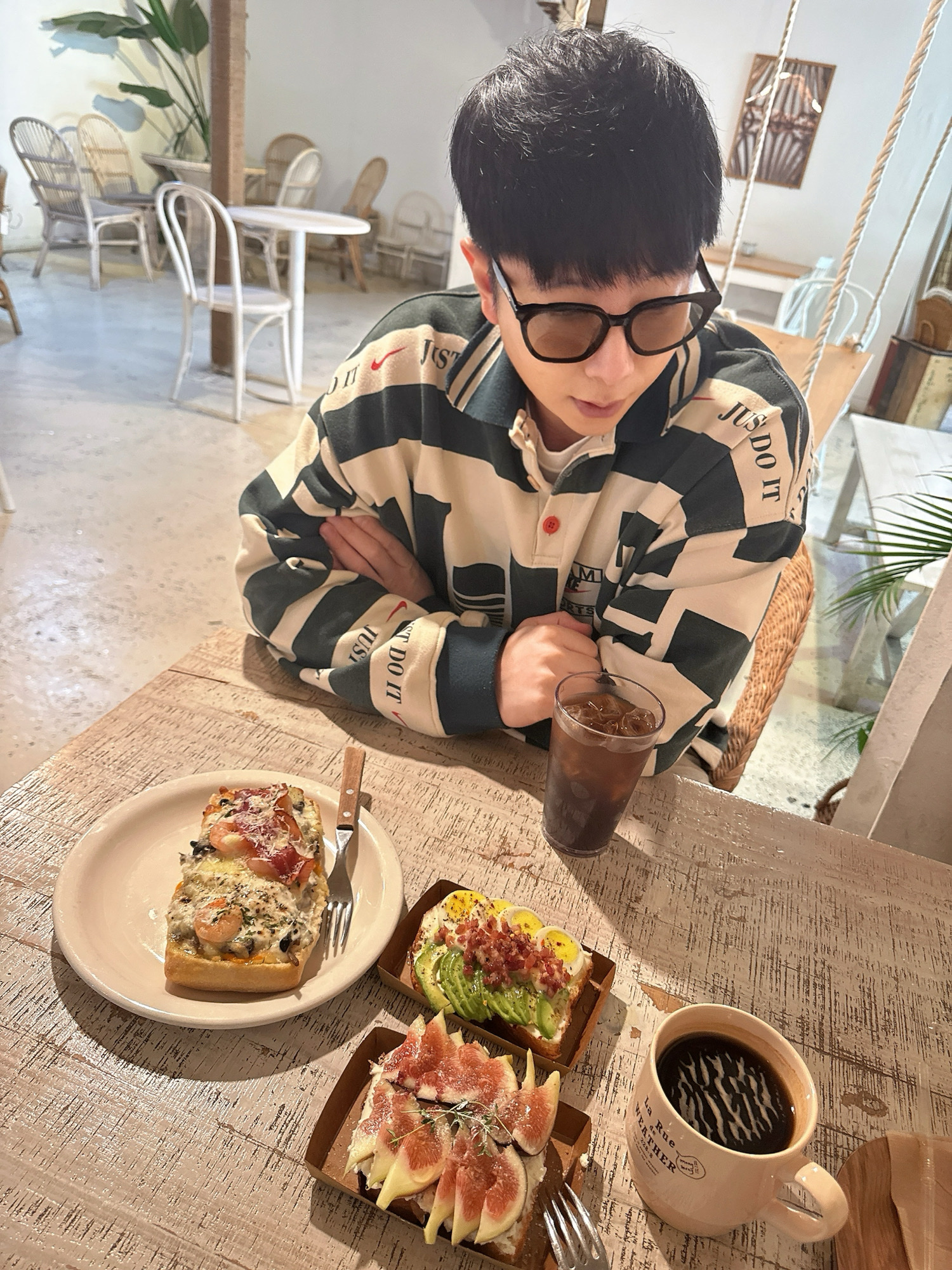 Gentle Monster Lilit 01 BR Black Brown, Nike x Cactus Plant Flea Market Long Sleeve Polo Natural - Asia 착용 스타일