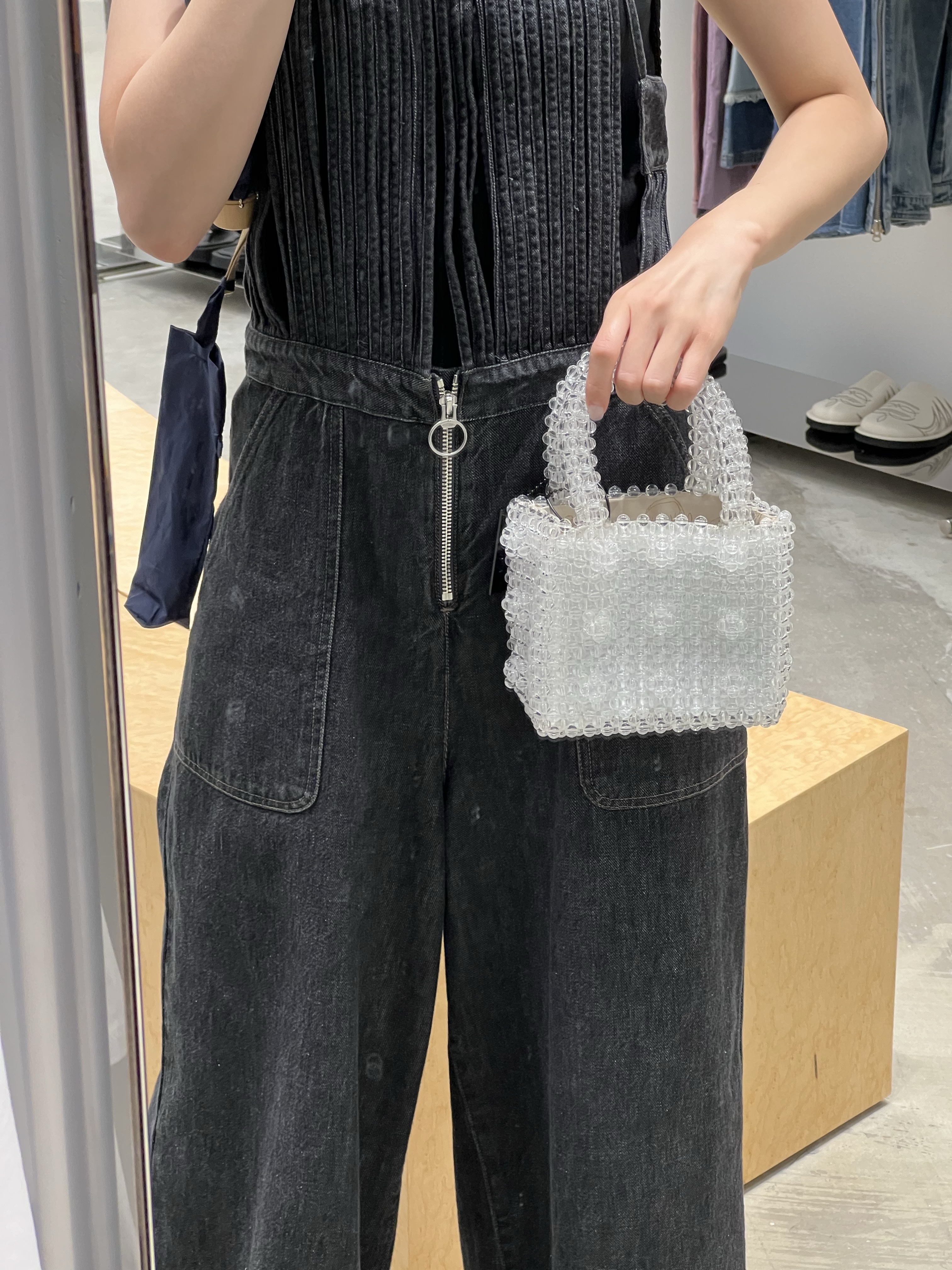 (W) Kapital 11.5 oz. Black Denim Macaroni Overalls Processing, (W) Kapital 8G Jacquard Knit S/S Vintage Cropped Sweater Beloved Mr Mint 착용 스타일 - 3