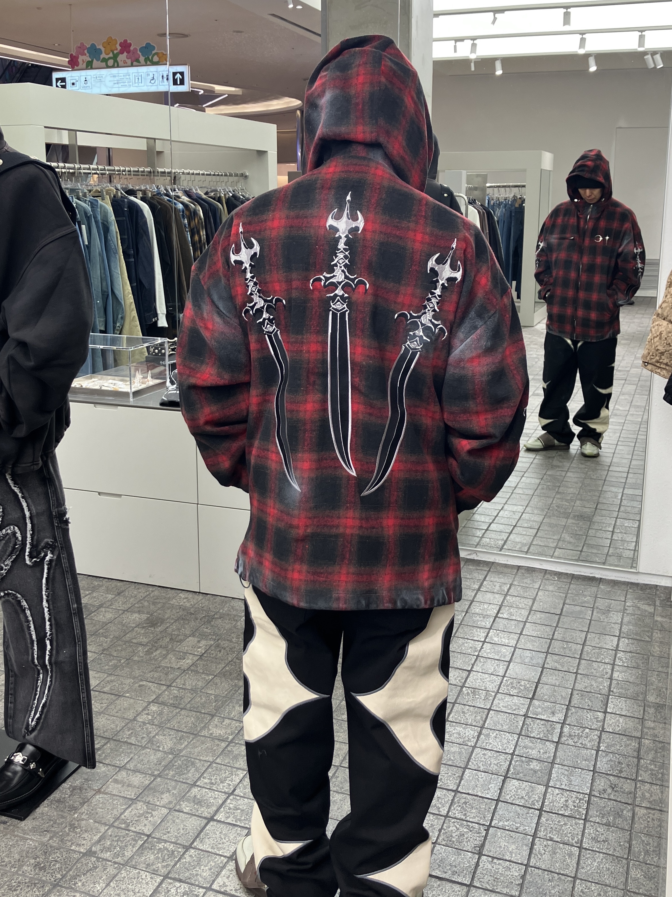 Thug Club Arab Sword Flannel Zip-Up Red - 24FW 착용 스타일 - 4