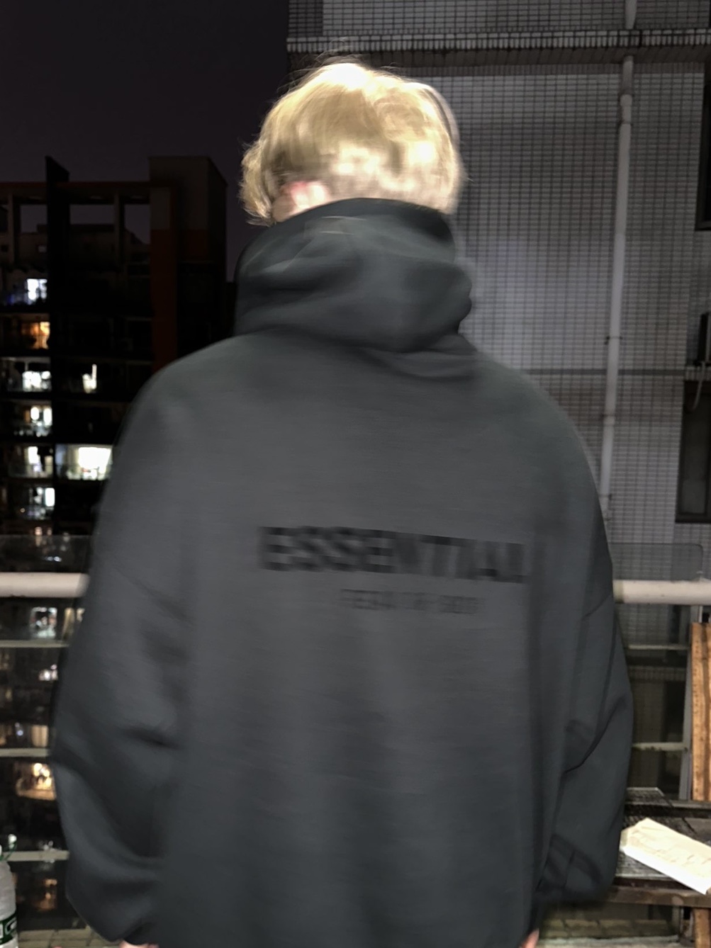Essentials The Core Collection Hoodie Stretch Limo 착용 스타일