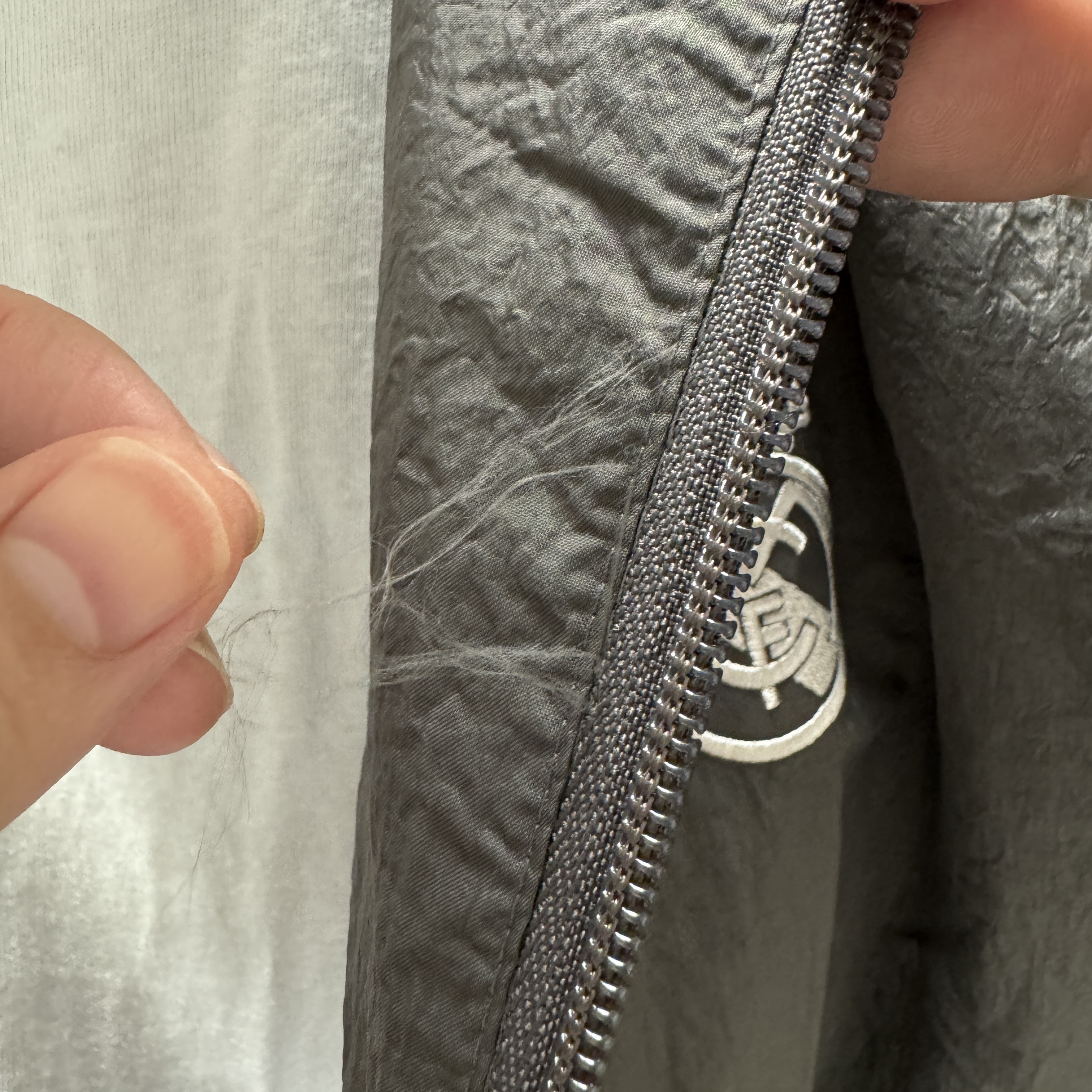 Adidas Real Madrid Originals Track Top Charcoal Grey - KR Sizing 착용 스타일 - 2