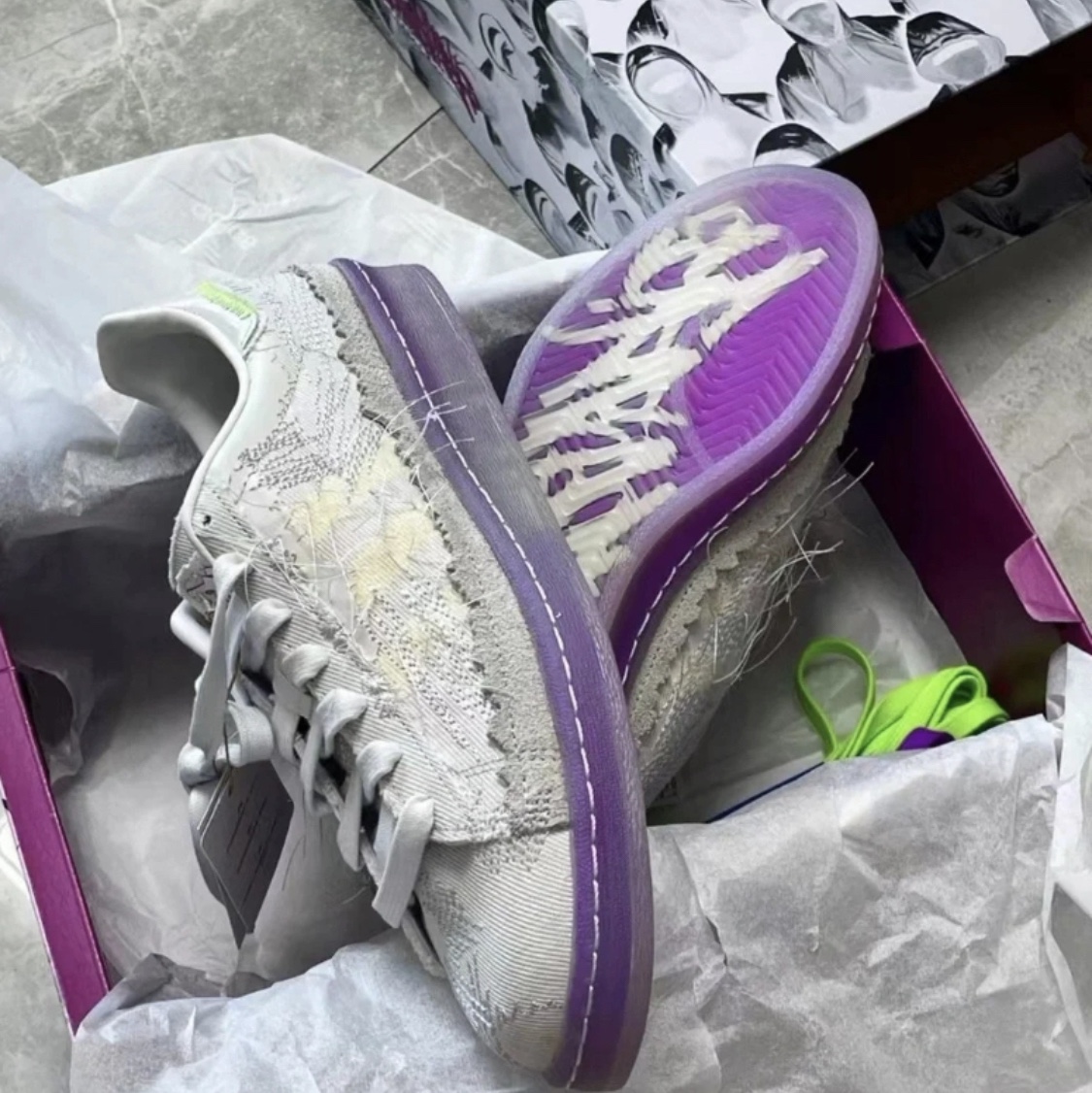 Adidas x Youth of Paris Campus Crystal White 착용 스타일 - 1