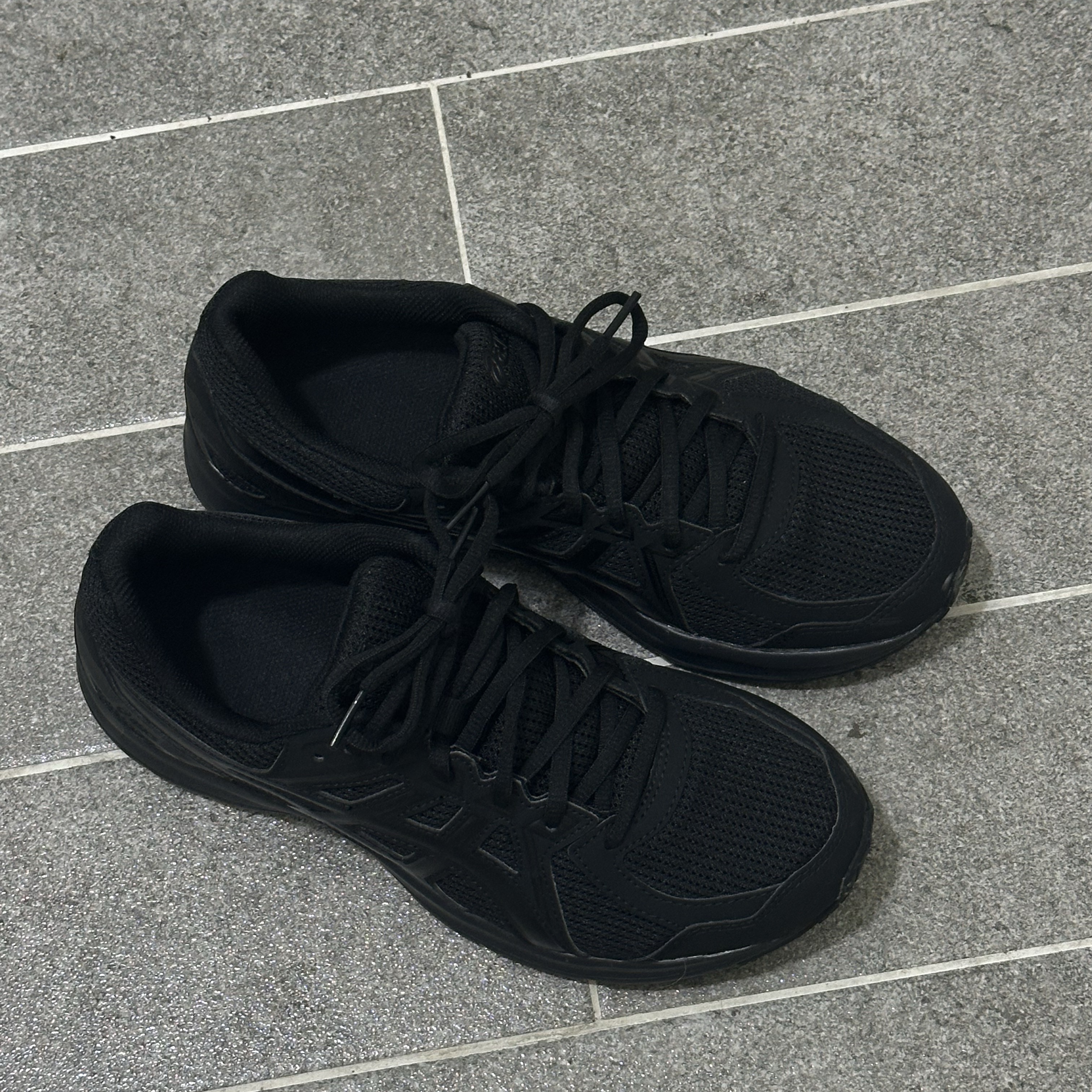 Asics Jog 100 2 Black 착용 스타일