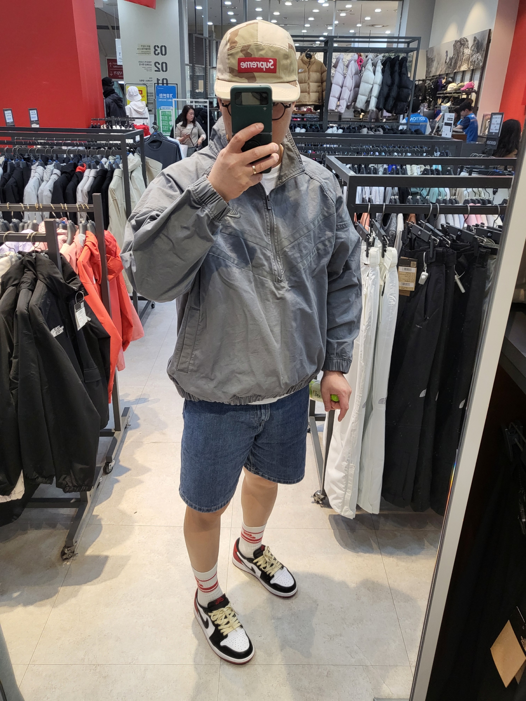 Supreme Washed Chino Twill Camp Cap Desert Camo - 24SS, Nike Windrunner Canvas Jacket Smoke Grey - Asia 착용 스타일