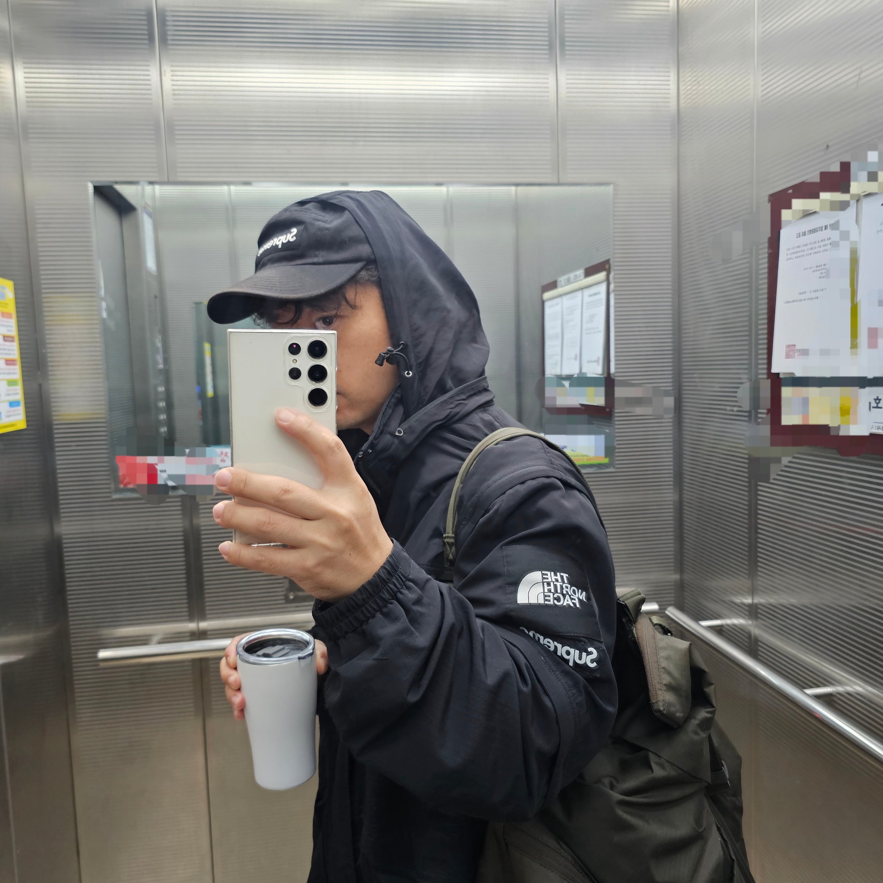 Supreme x The North Face Trekking Convertible Jacket Black - 22SS 착용 스타일