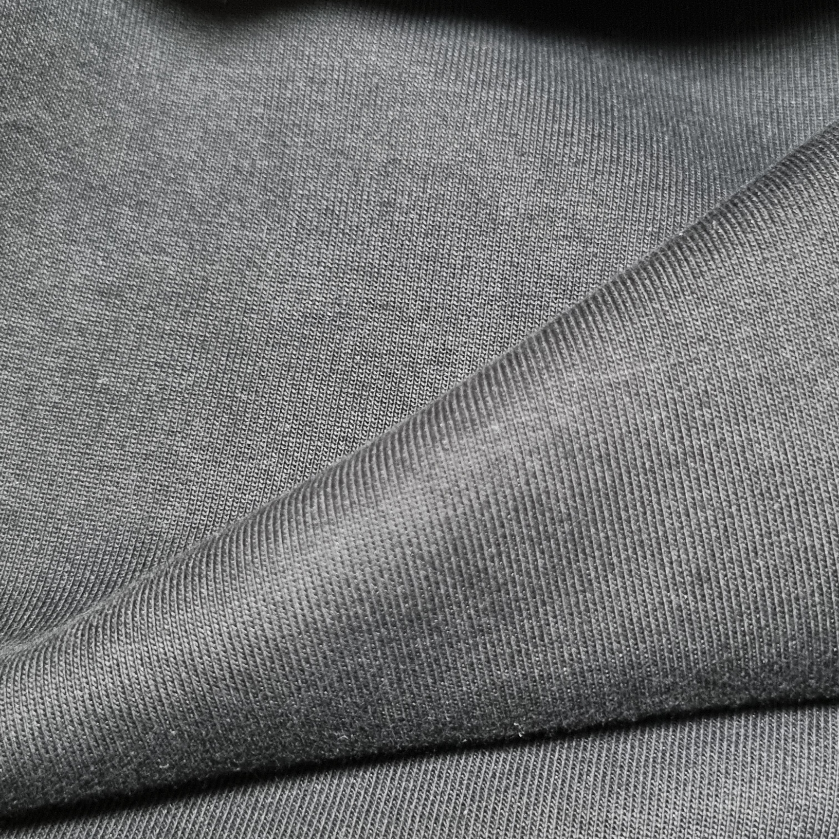 Zara x Ader Error Oversize Sweatshirt Black 착용 스타일 - 3