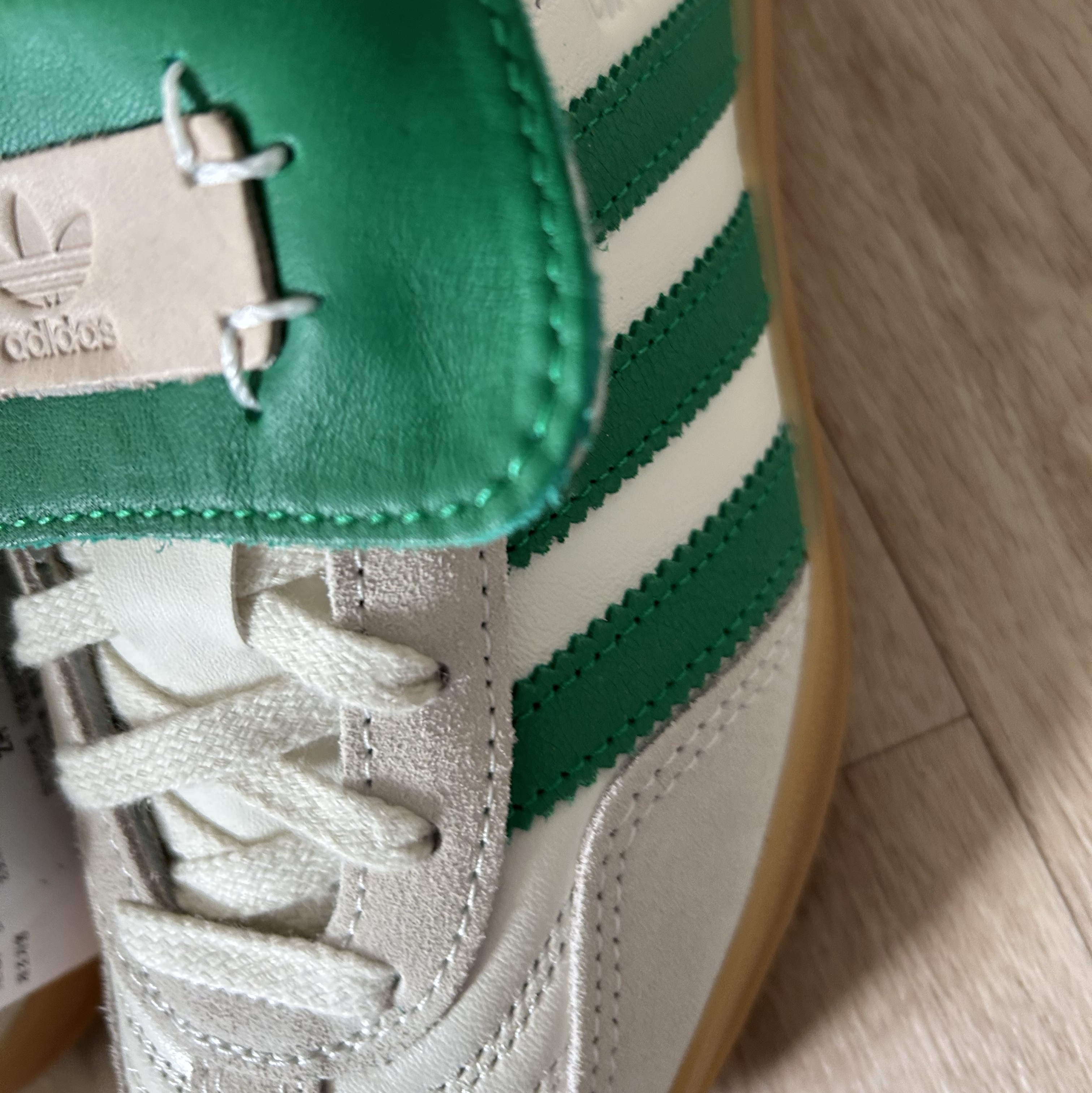Adidas x Foot Industry Gazelle Indoor Off White Green 착용 스타일