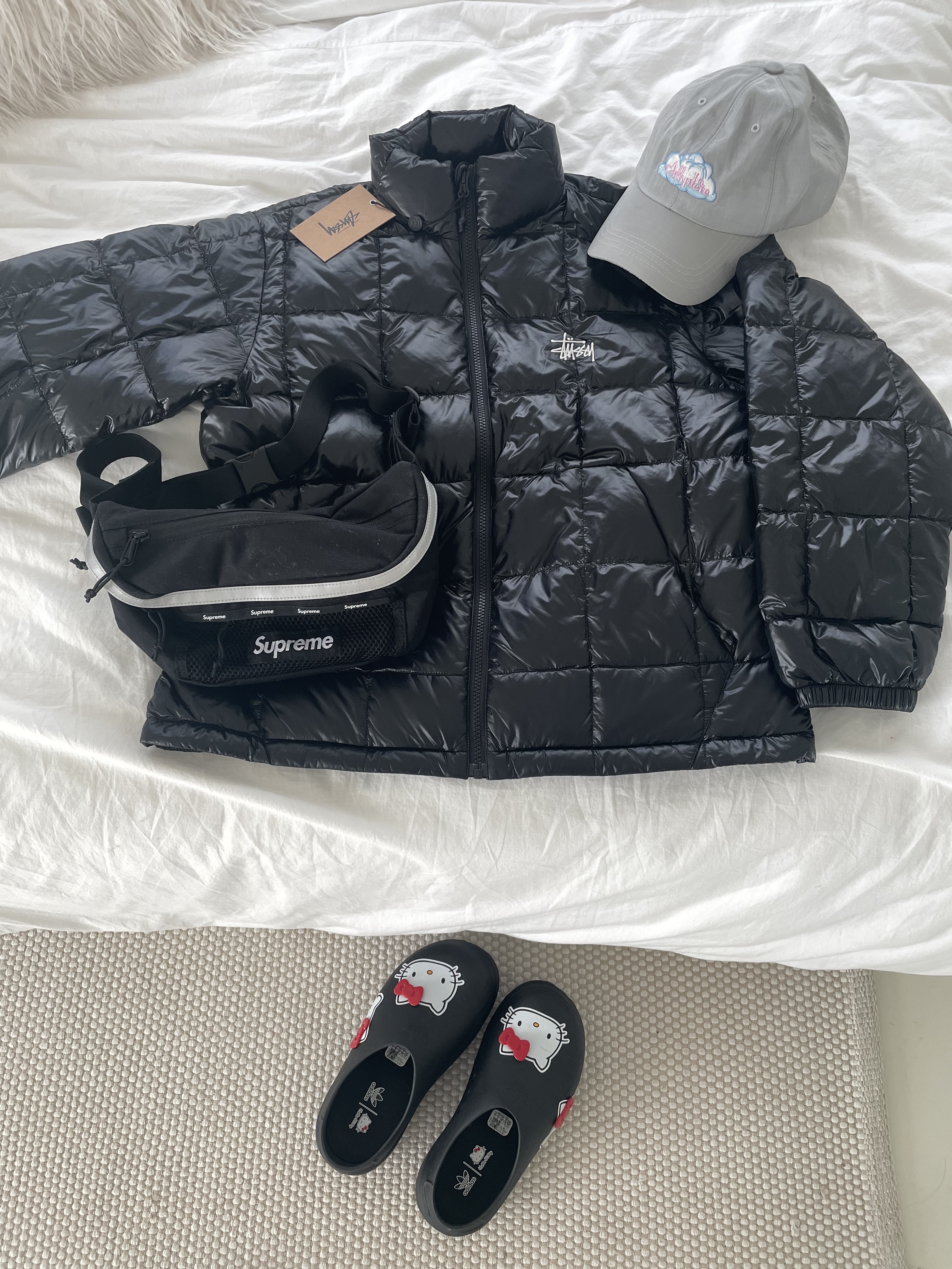 Stussy Midweight Puffer Black, Supreme Waist Bag Black - 24FW 착용 스타일