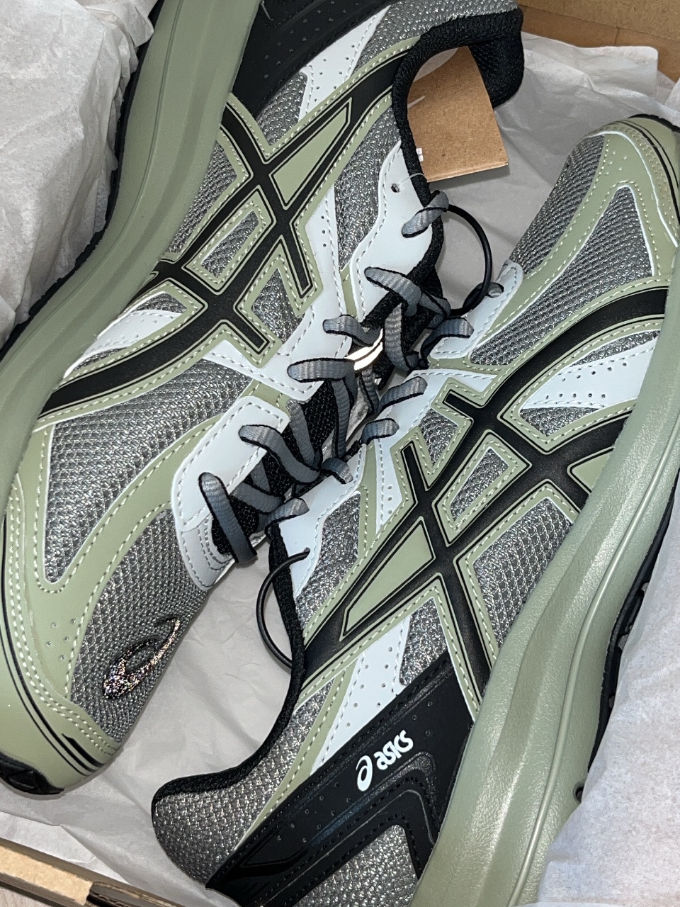 Asics Jog 100 S Sheet Rock - 2E Wide 착용 스타일