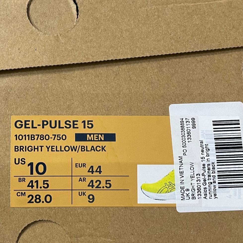 Asics Gel-Pulse 15 Gore-Tex Black Illuminate Green 착용 스타일 - 2