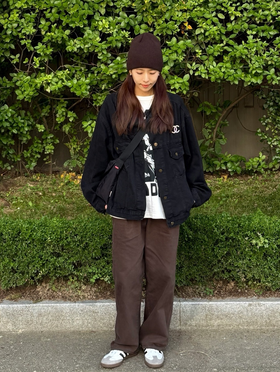 Human Made Graphic T-Shirt #14 White, Adidas Samba Vegan White Black 착용 스타일 - 2