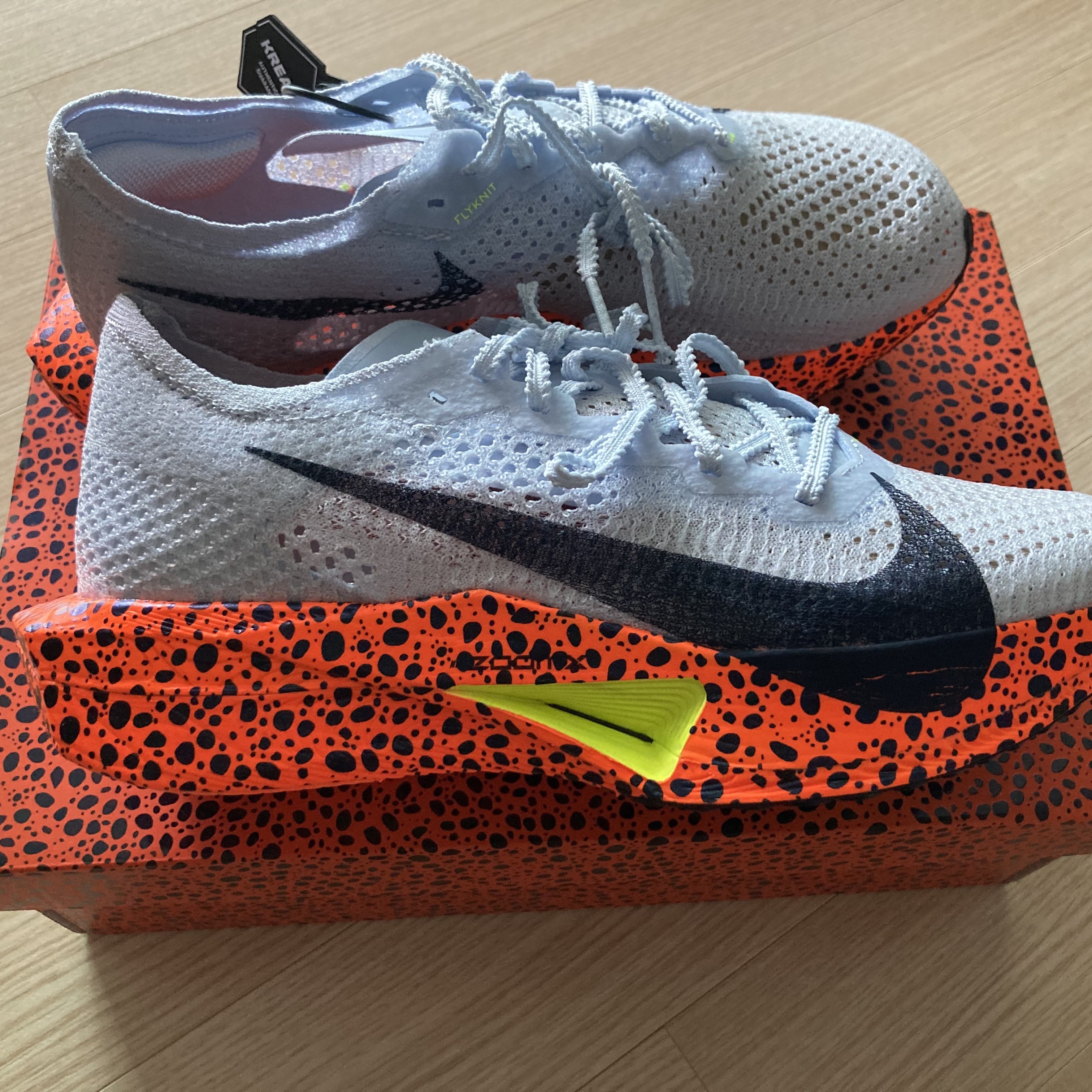 Nike ZoomX Vaporfly Next% 3 Electric 착용 스타일 - 5