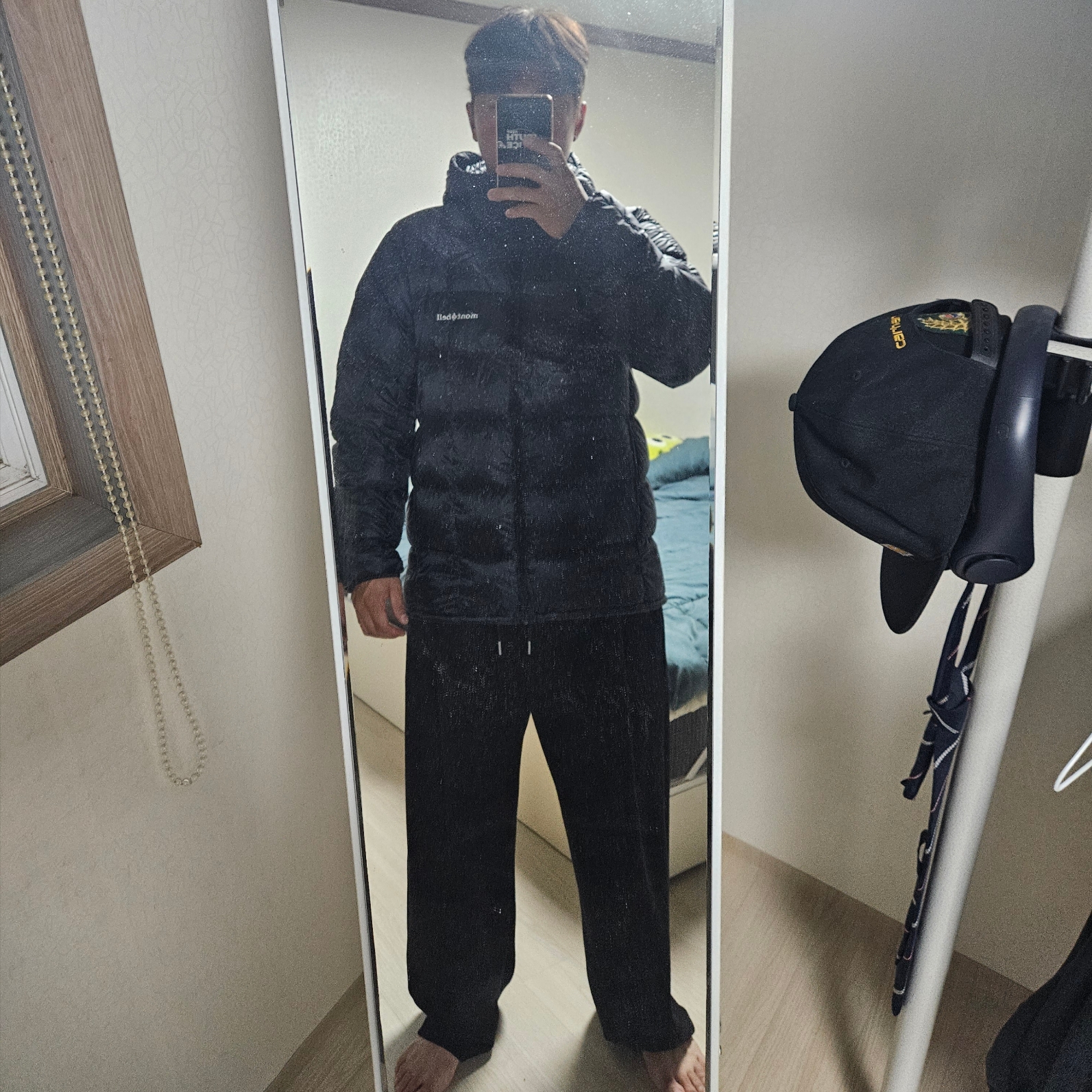 Montbell Superior Down Parka Black 착용 스타일