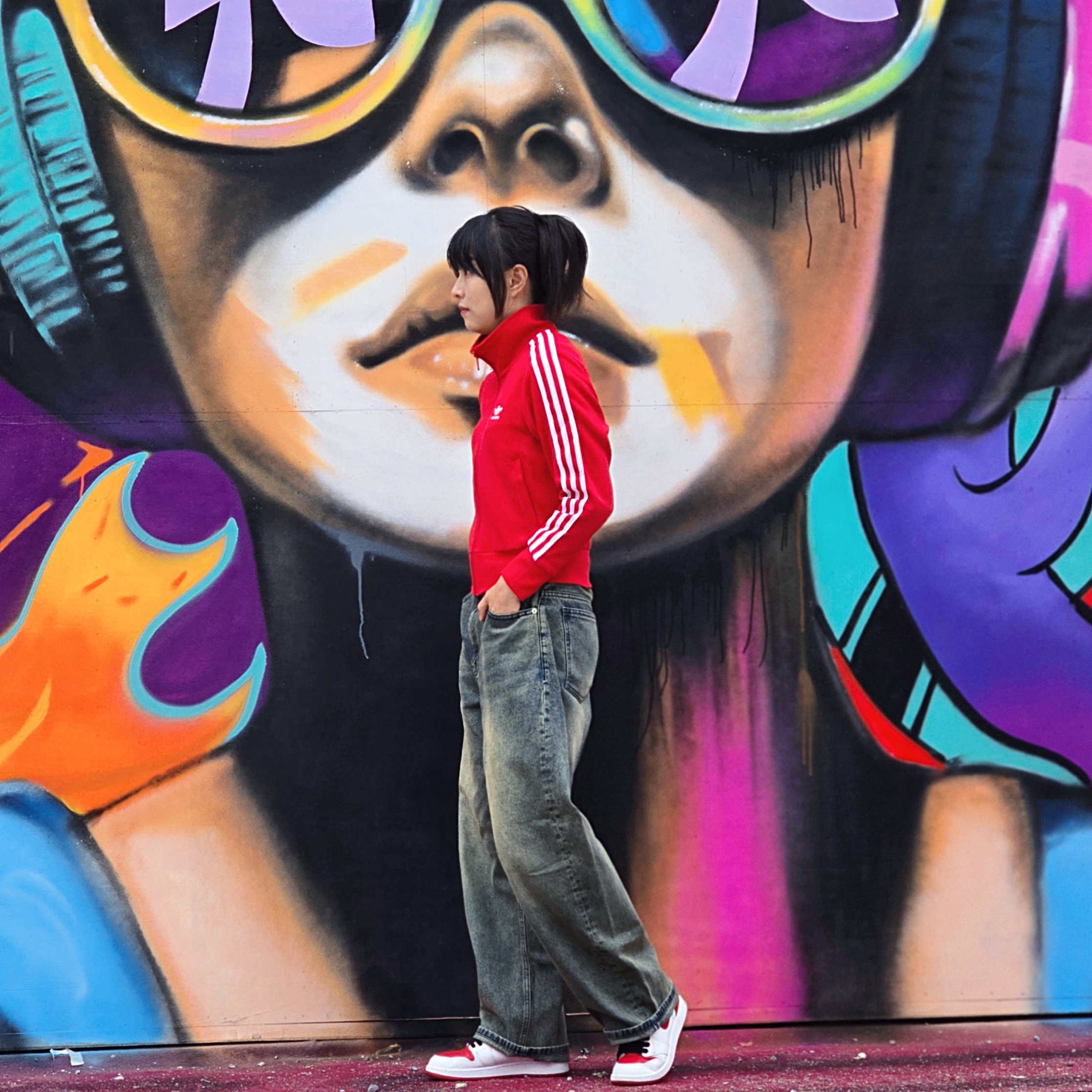 (W) Adidas Knit Top Better Scarlet  - KR Sizing, Jordan 1 Retro High OG Heritage 착용 스타일 - 1