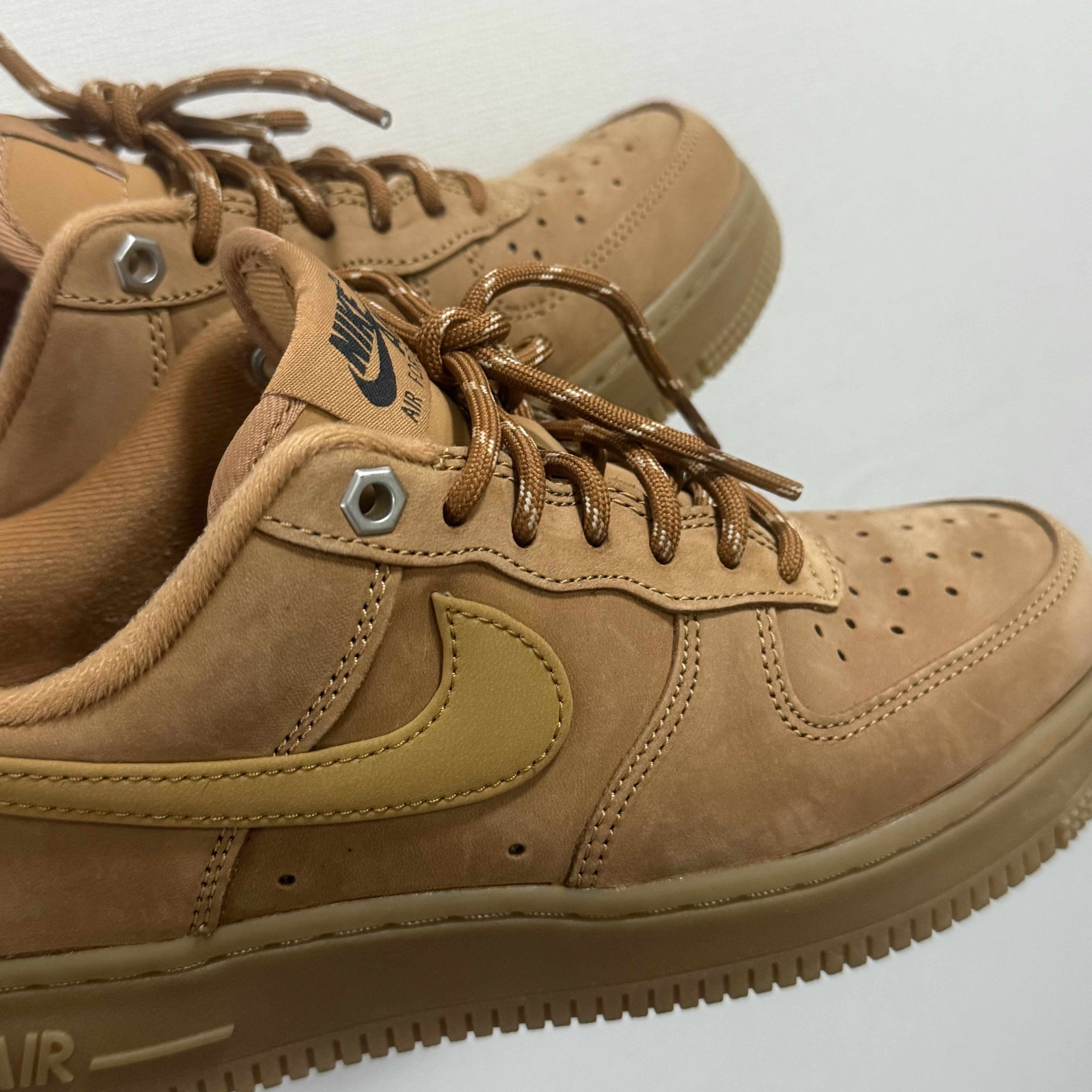 (W) Nike Air Force 1 '07 WB Flax Wheat 착용 스타일