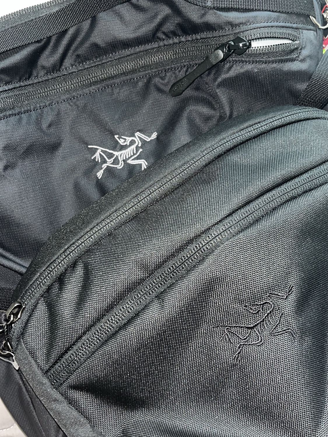 Arc'teryx Mantis 2 Waistpack Black II 착용 스타일 - 1