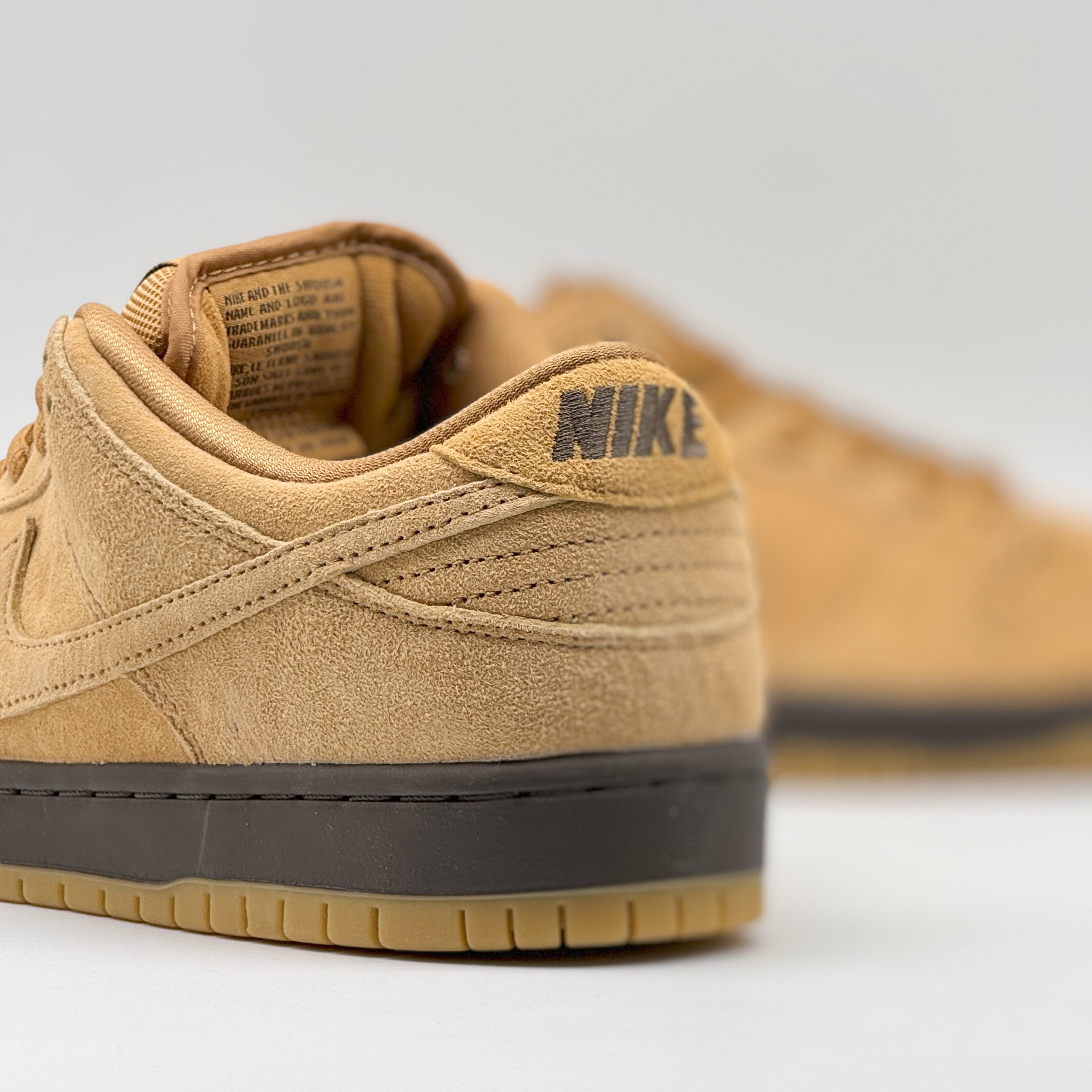 Nike SB Dunk Low Pro Wheat 2023 착용 스타일 - 3