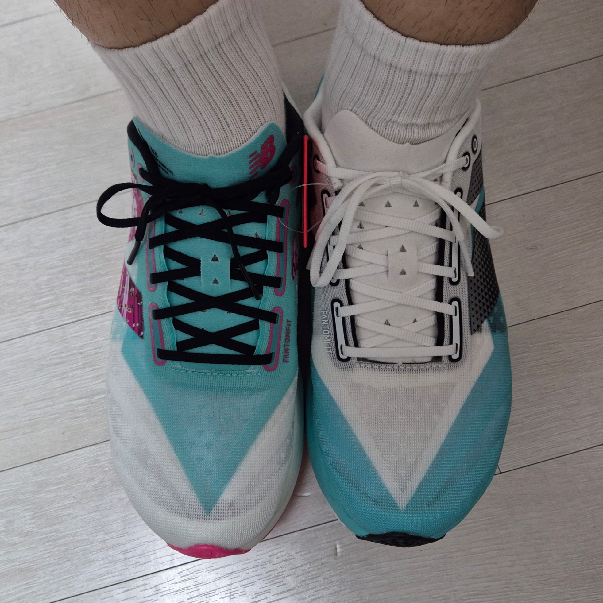 New Balance Fuelcell SuperComp Elite v4 TCS NYC Marathon Cyber Jade White - D Standard 착용 스타일 - 3